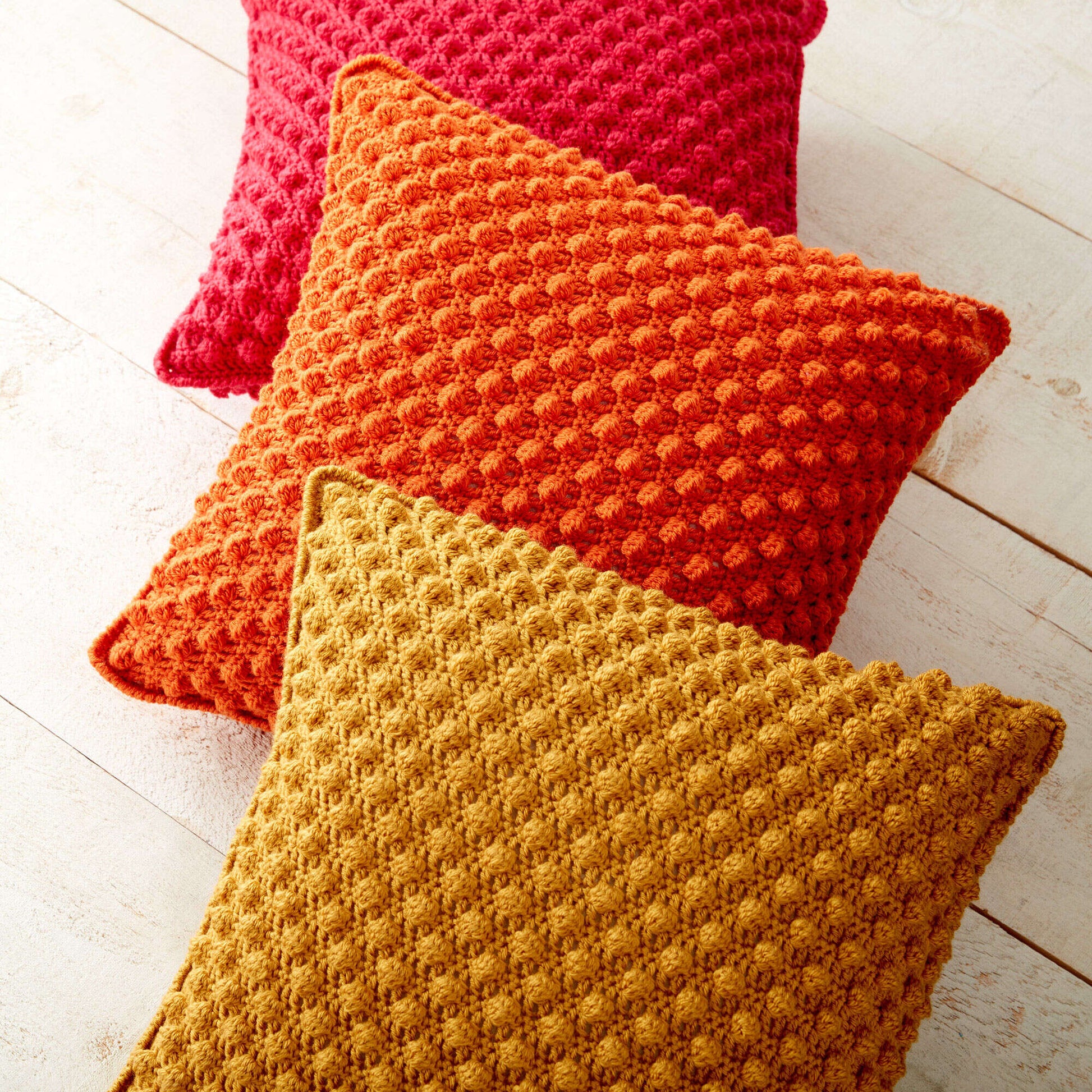 Free Patons Bobble-licious Pillows Crochet Pattern