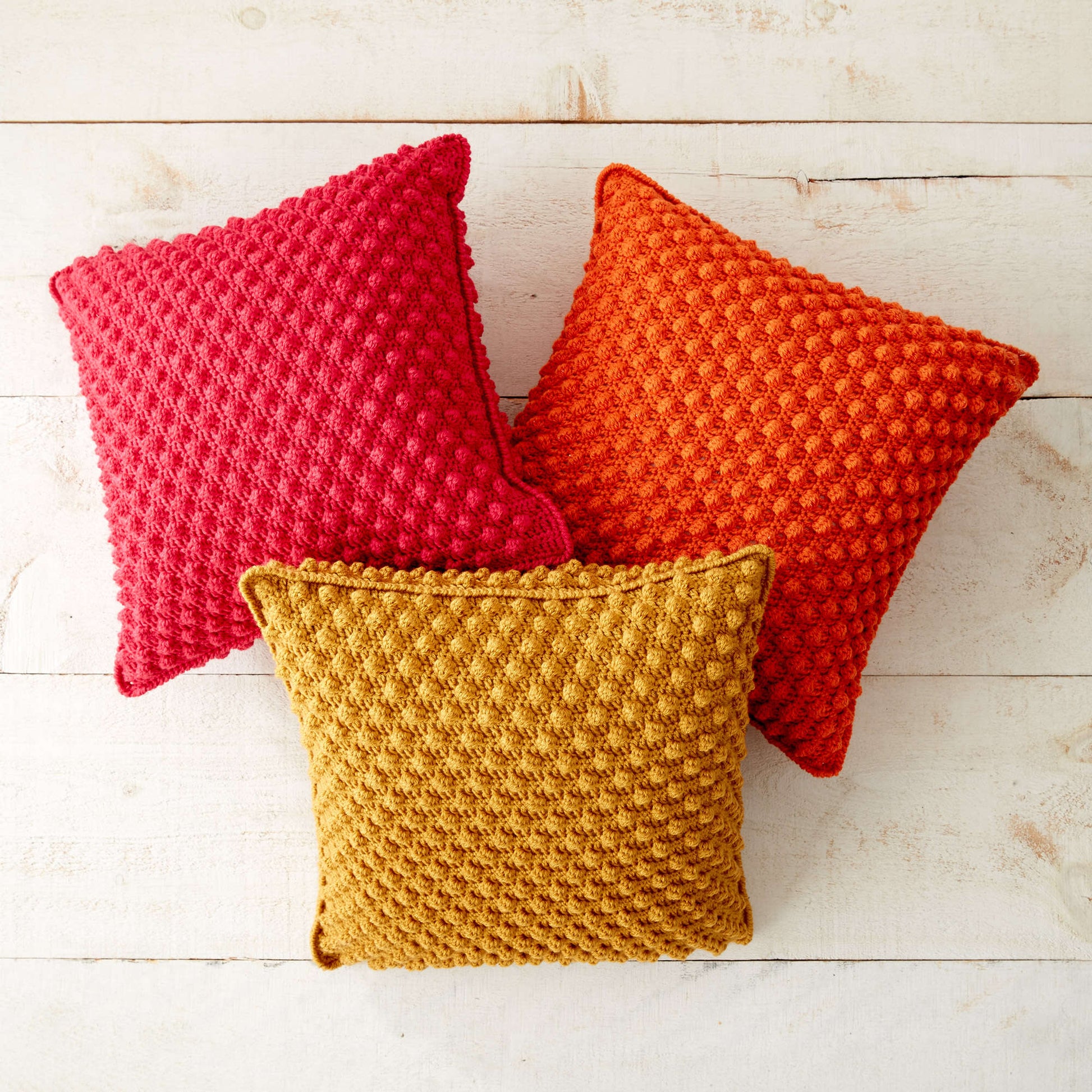 Free Patons Bobble-licious Crochet Pillows Pattern