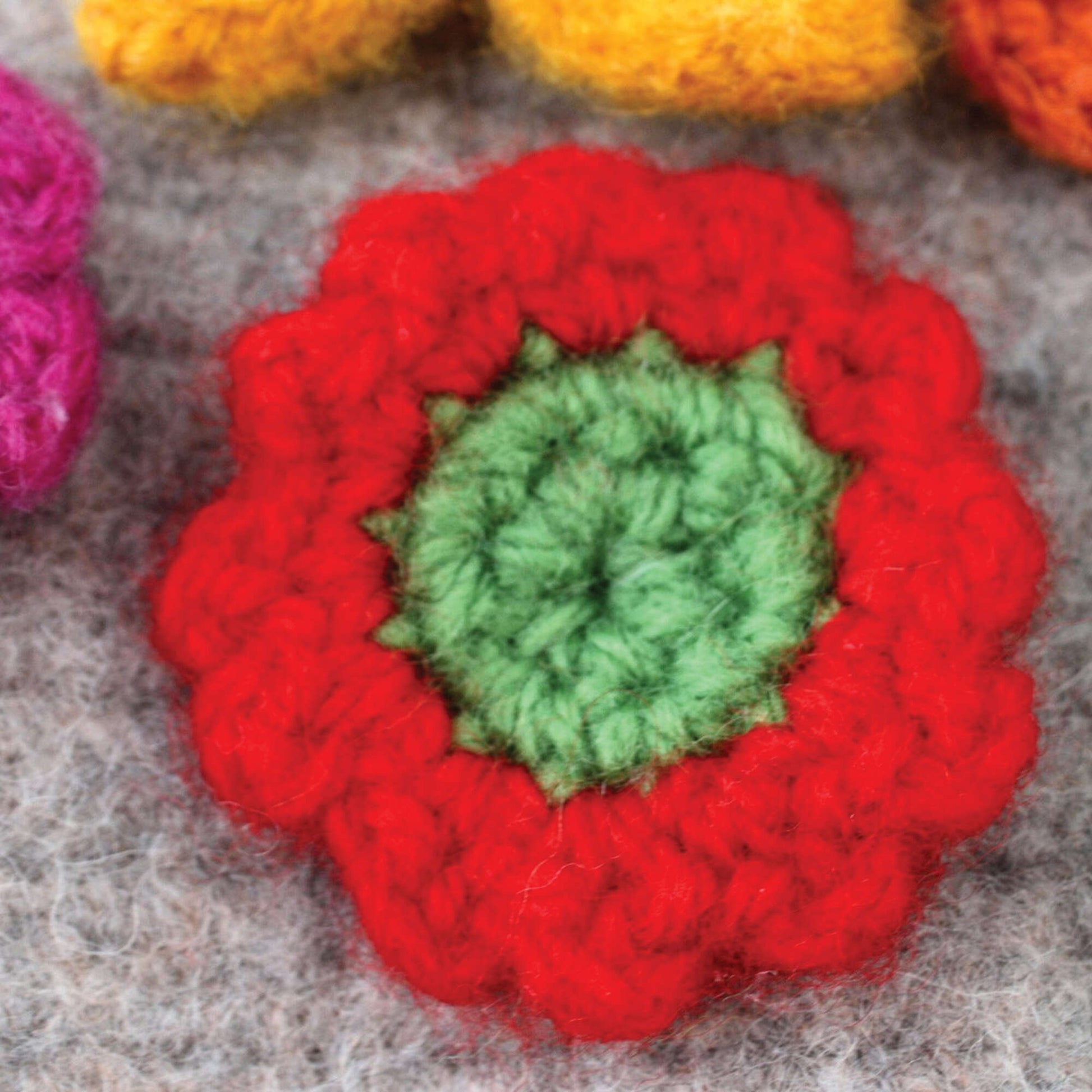 Free Patons Crochet Felt And Flower Tea Cozy Pattern