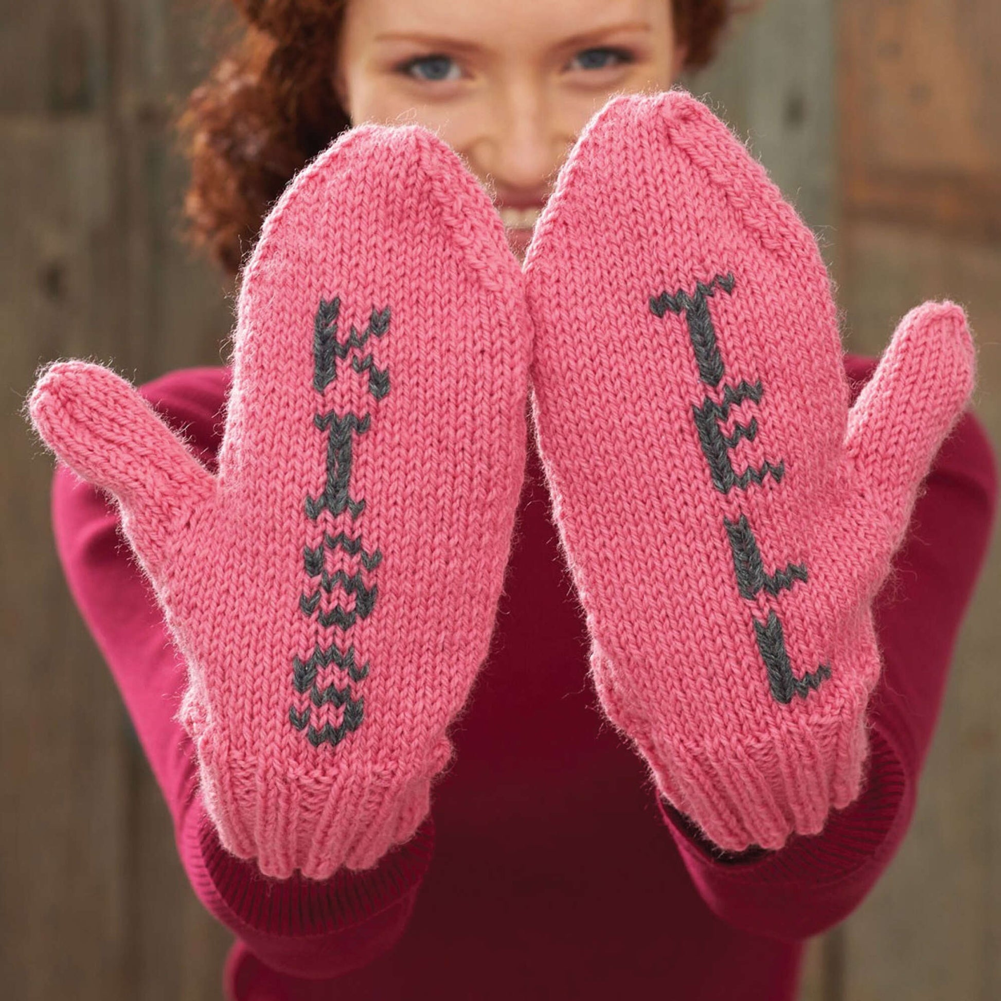 Free Patons Kiss And Tell Mittens Knit Pattern