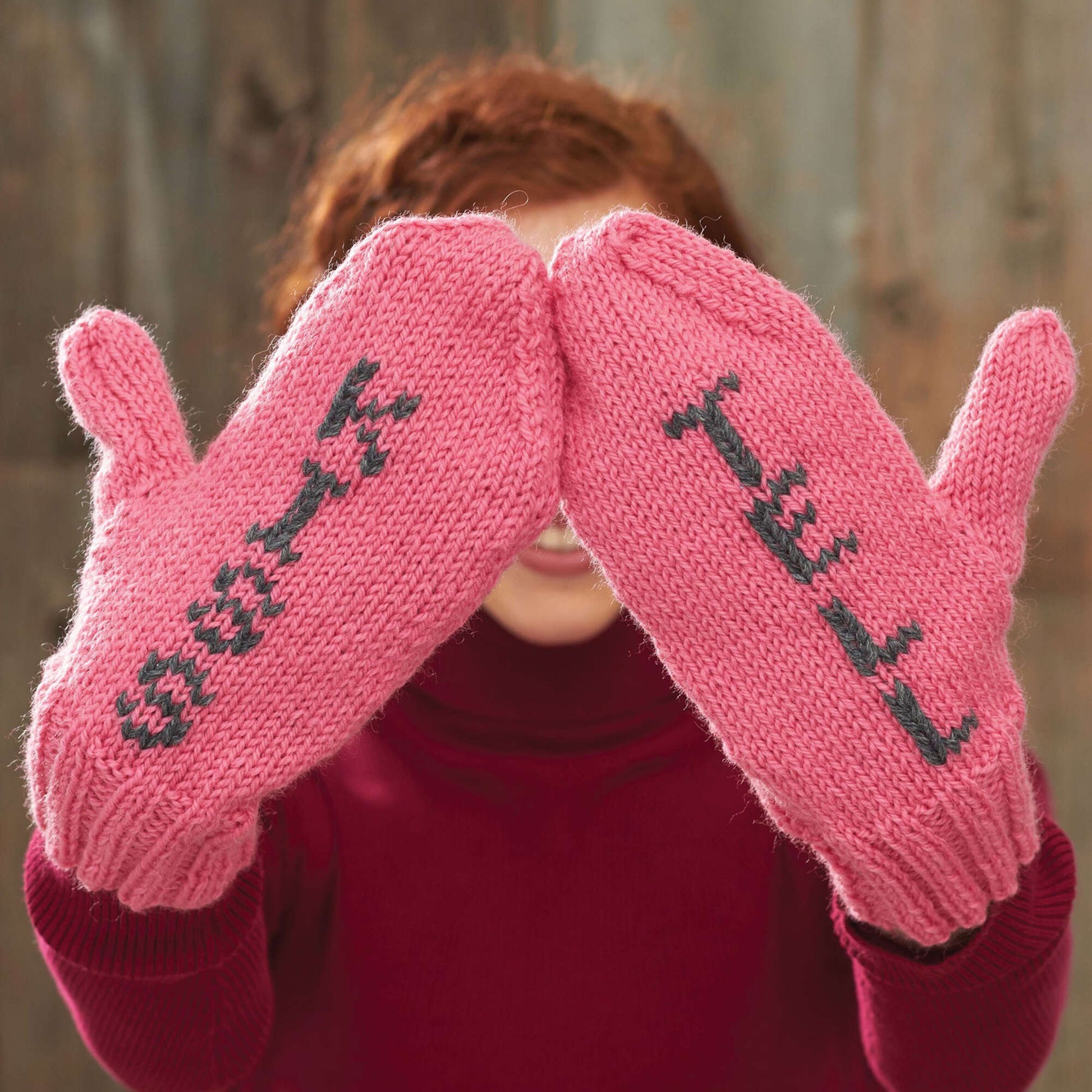 Free Patons Knit Kiss And Tell Mittens Pattern
