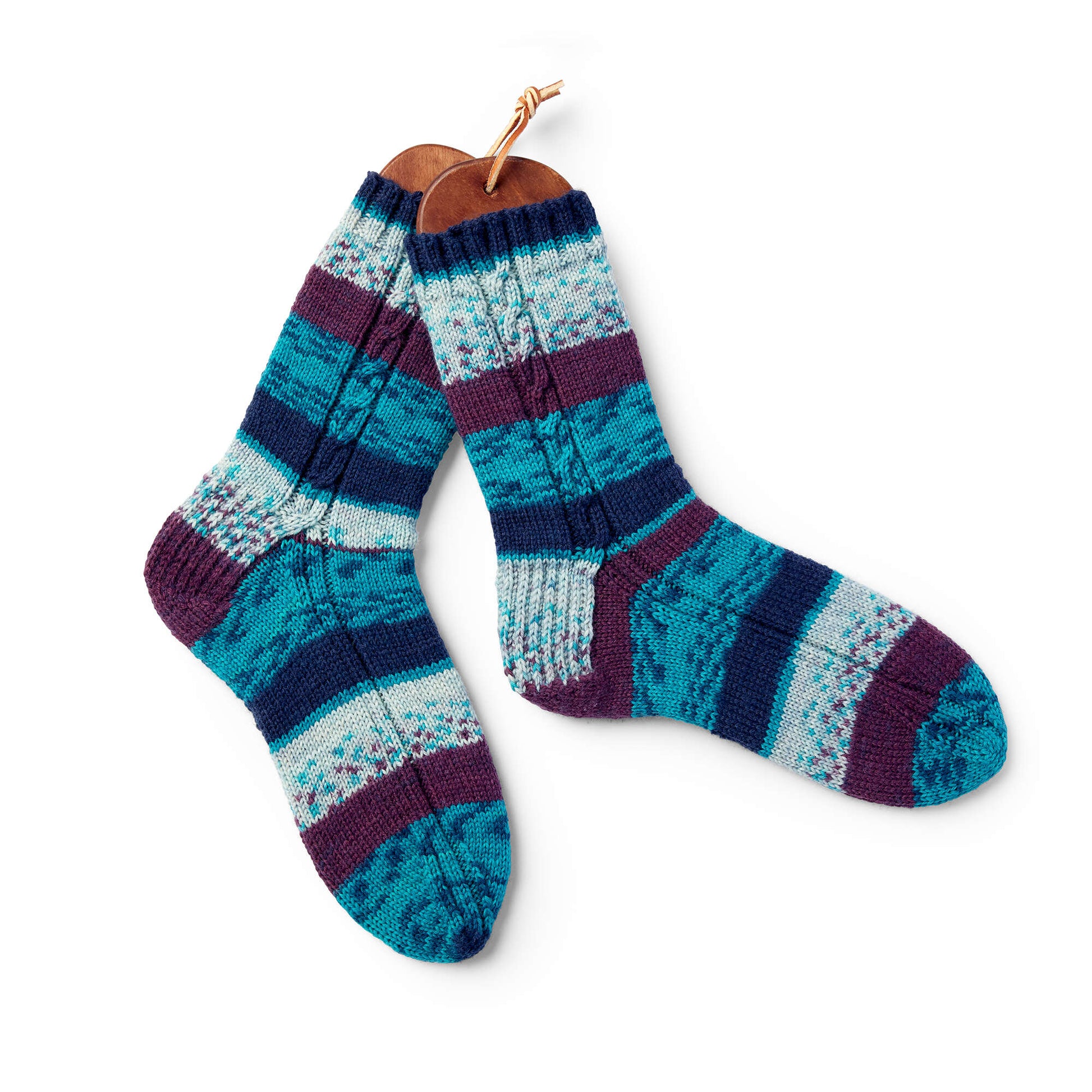 Free Patons Knit Cables On The Side Socks Pattern