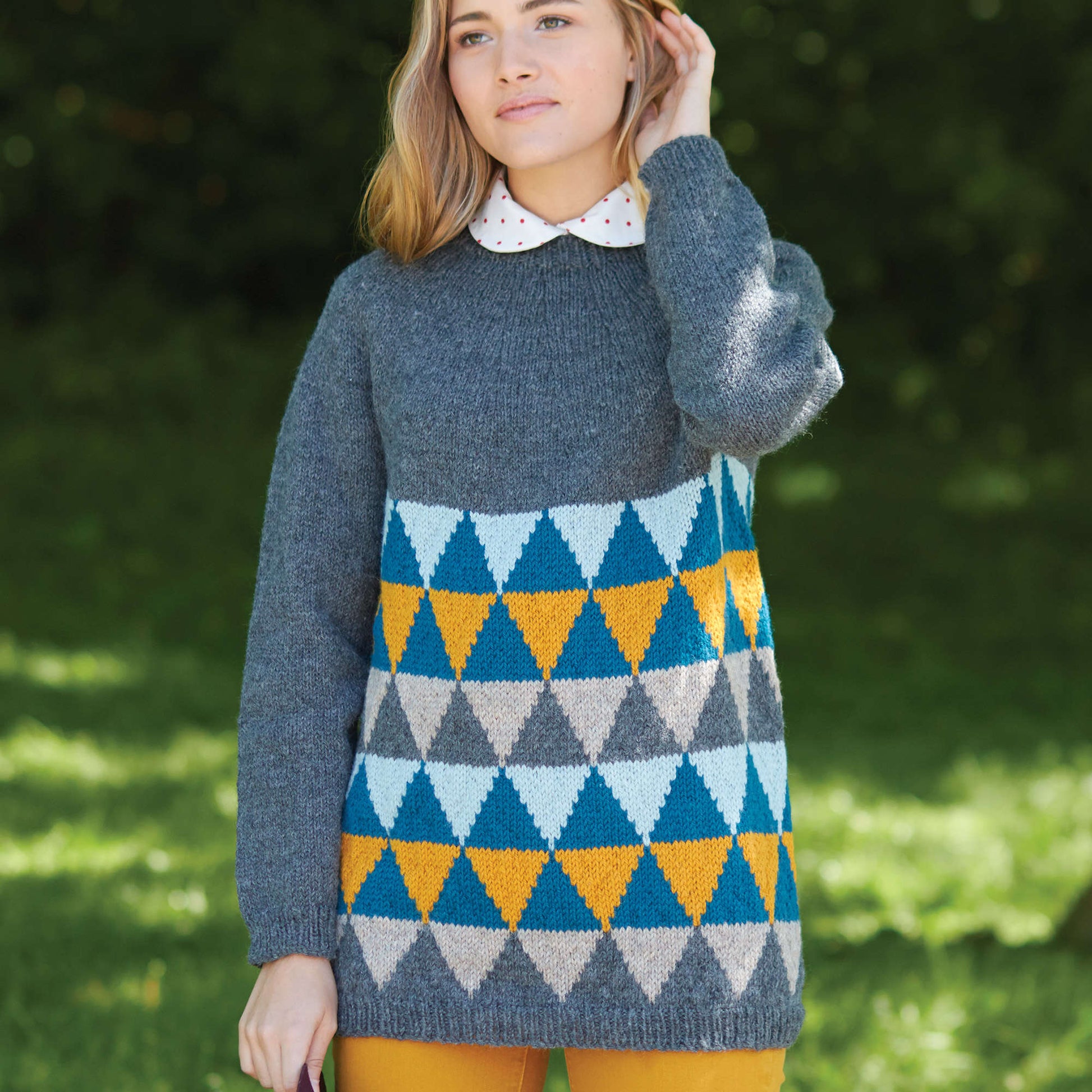 Free Patons Diamonds In The Round Pullover Pattern