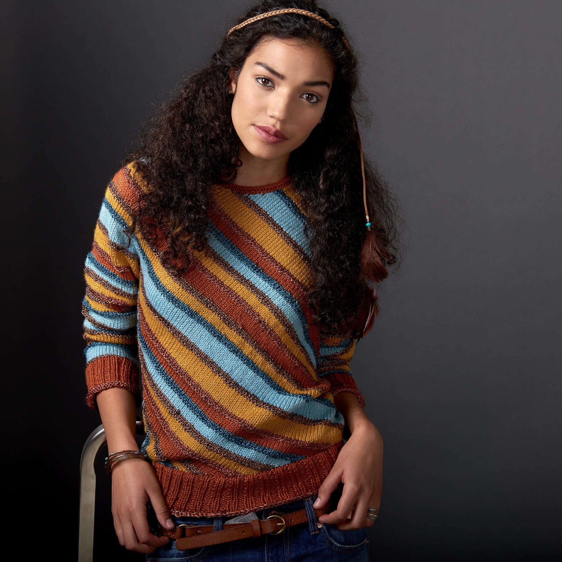 Free Patons Knit Diagonal Stripes Sweater Pattern