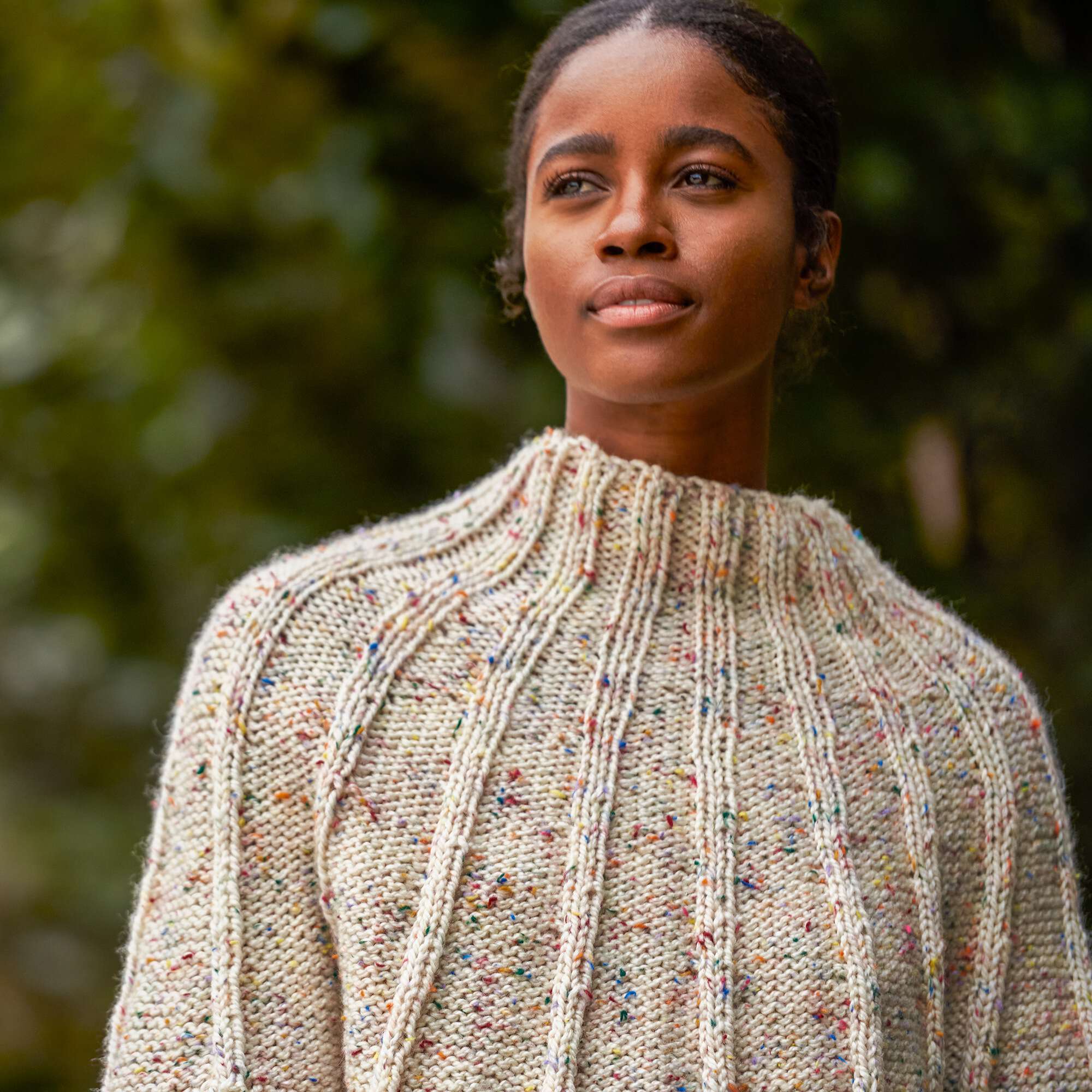 Free Patons Spadina Circle Pullover Knitting Pattern | Yarnspirations