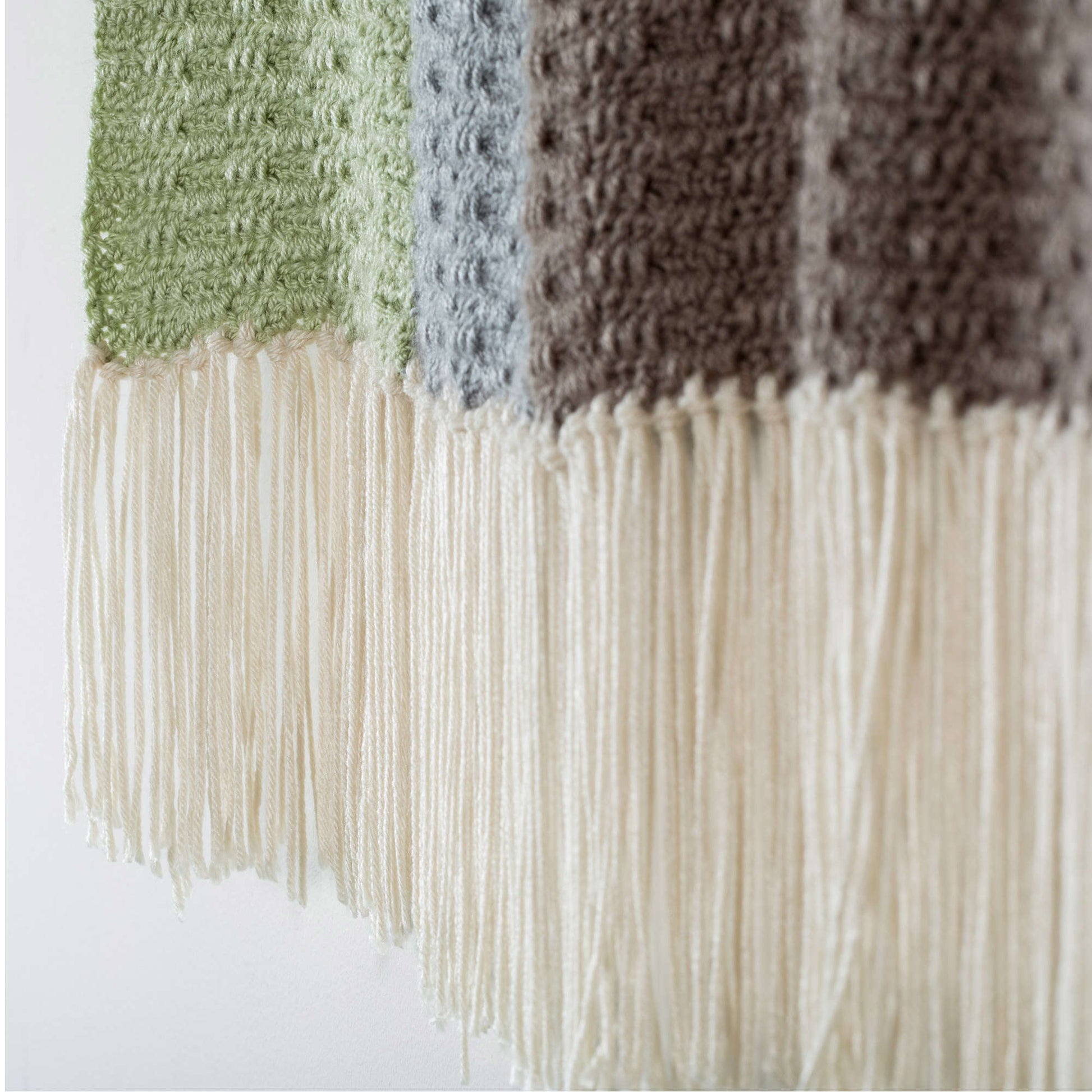 Free Patons Tap In Crochet Tapestry Pattern