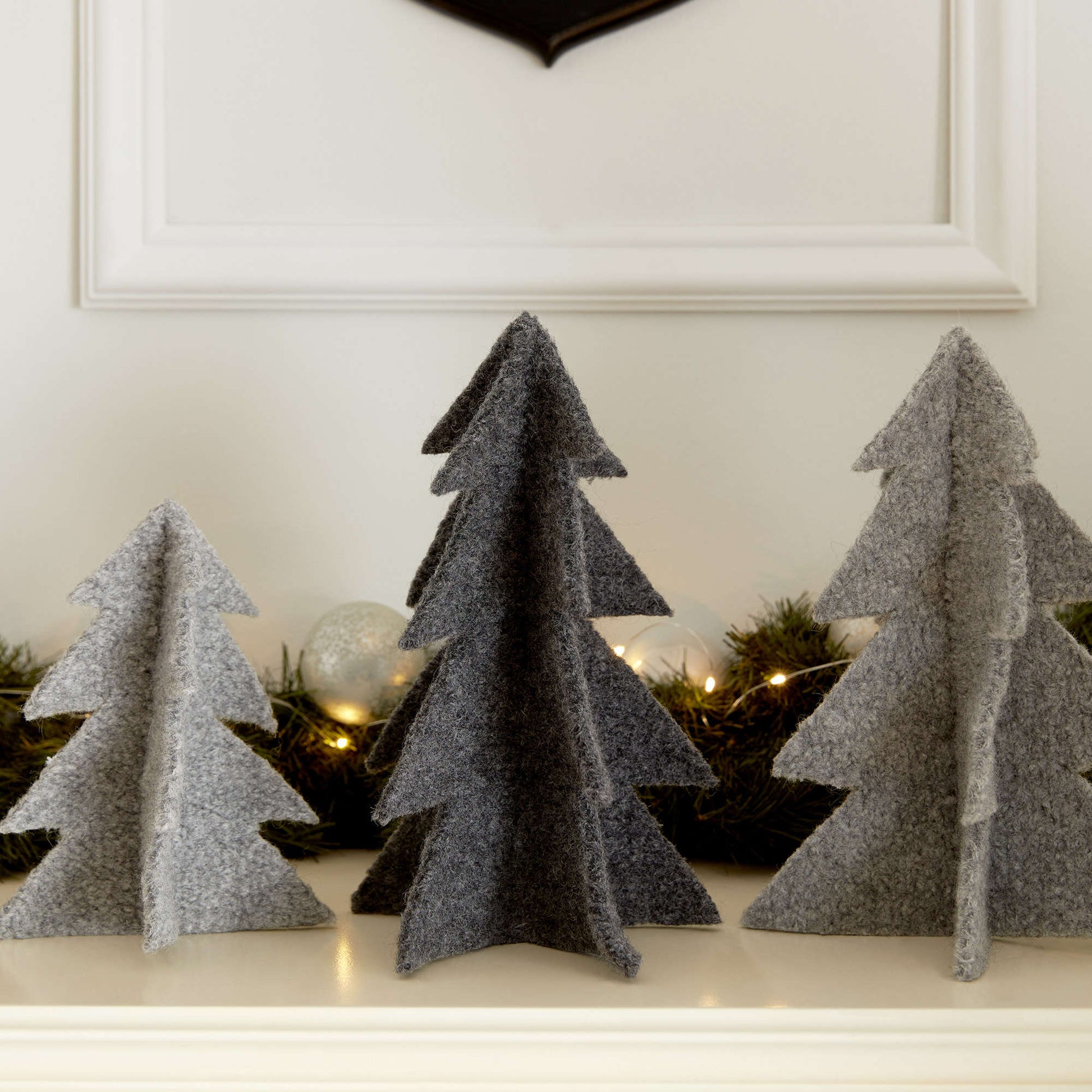 Free Patons Felt Knit Tree Ornaments Pattern
