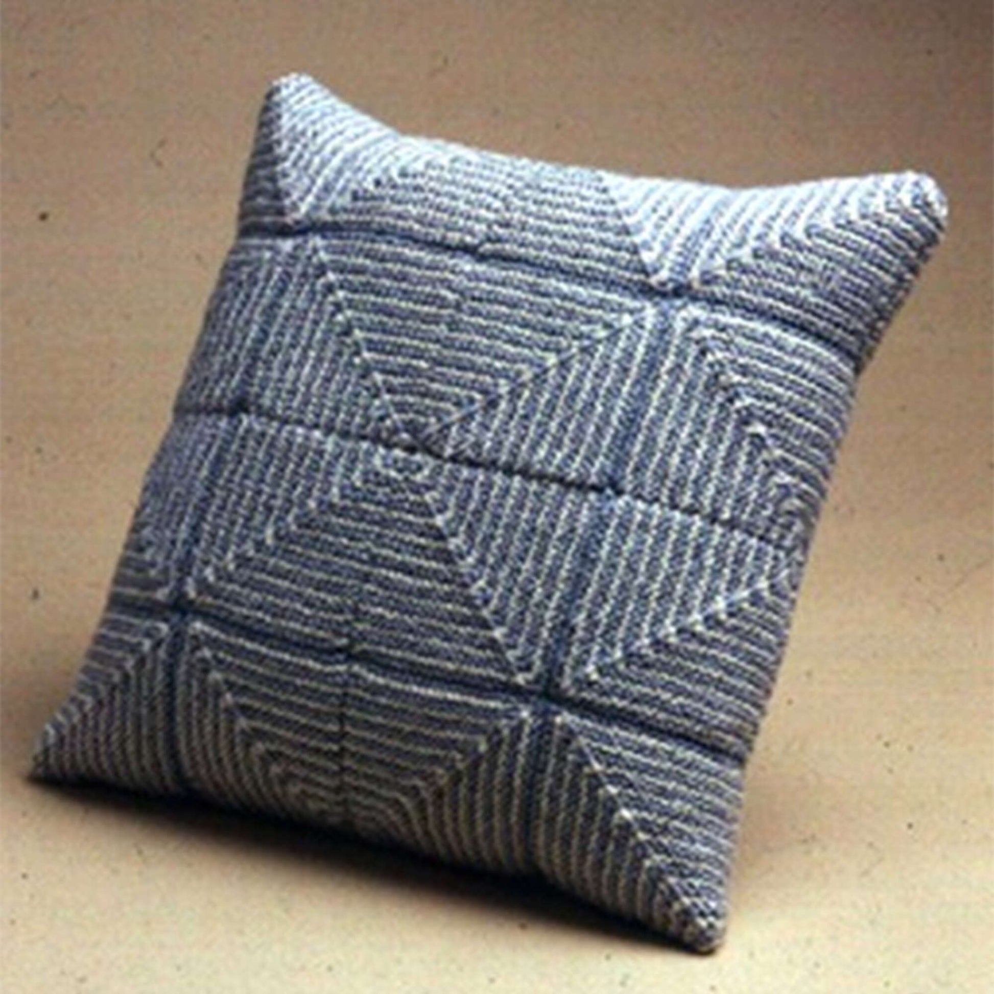 Free Patons Large Pastel Squares Pillow Knit Pattern
