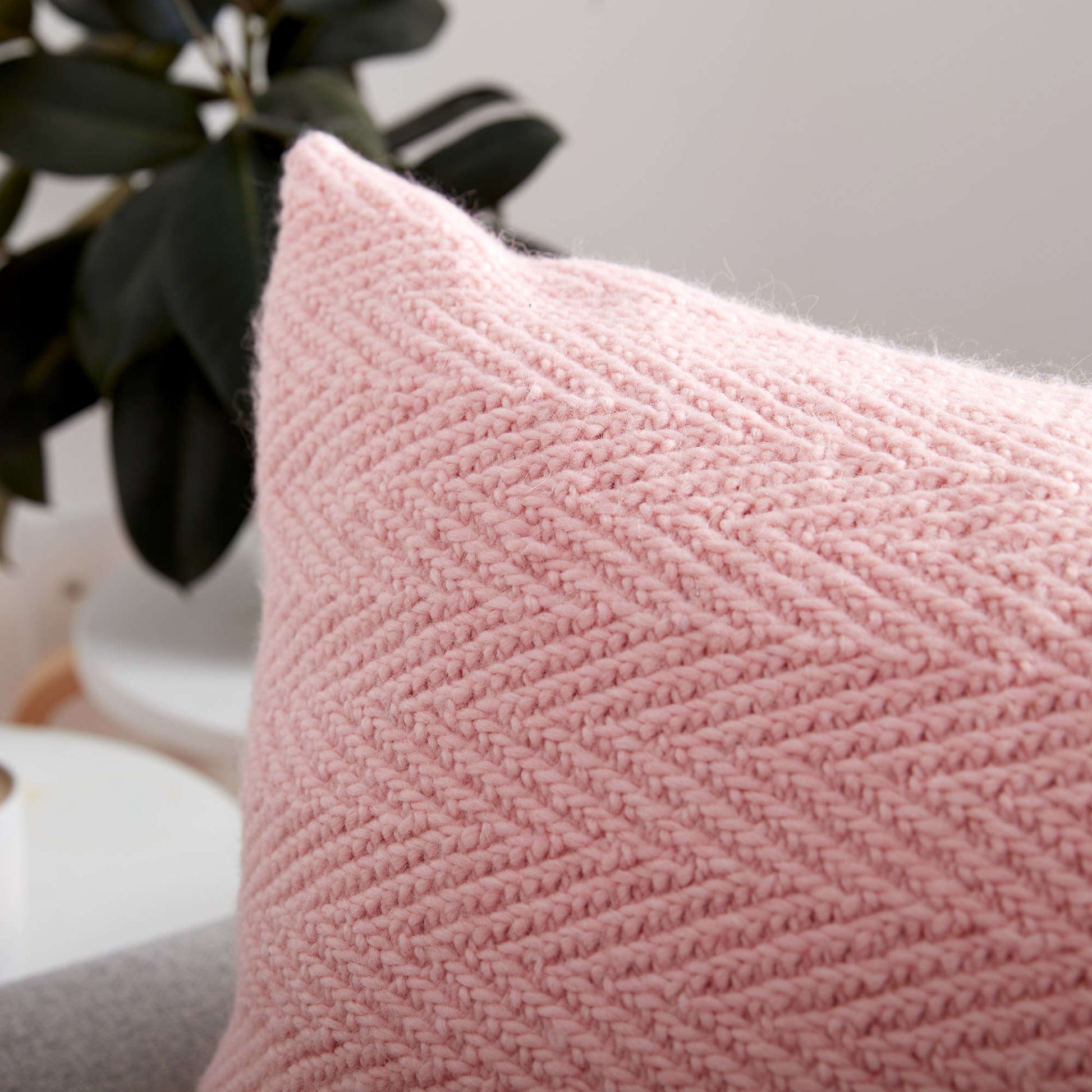 Free Patons Knit Herringbone Pillow Pattern
