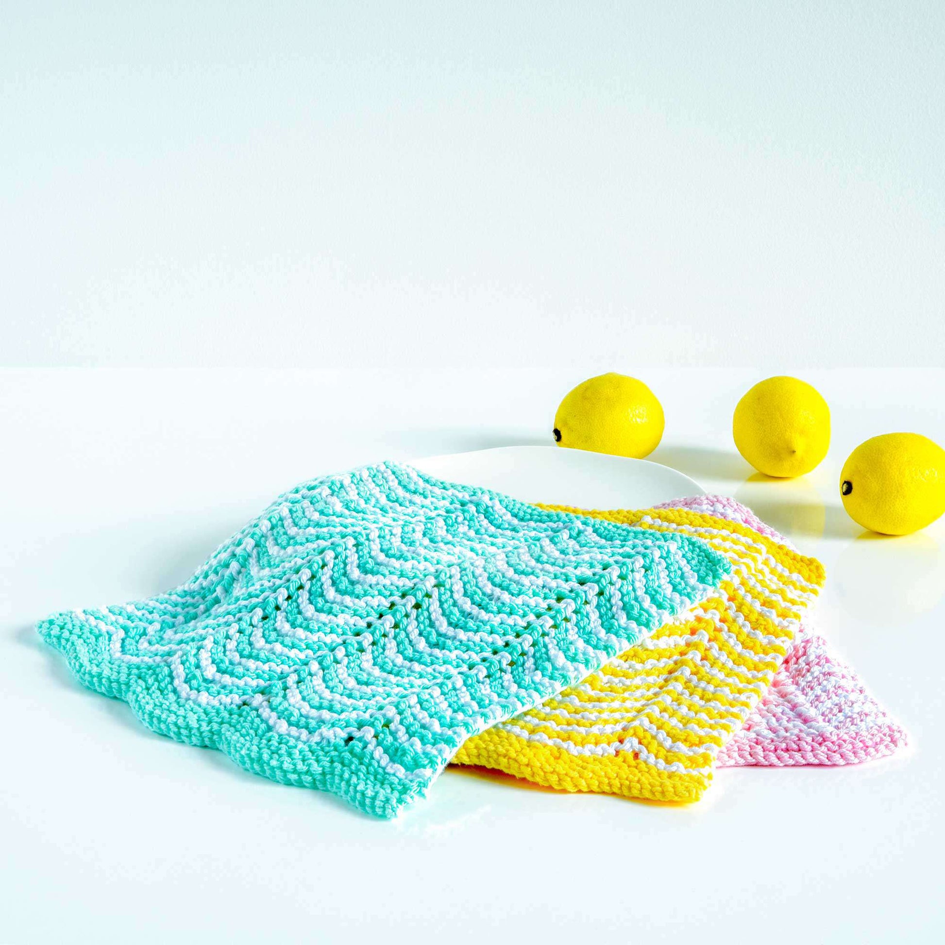 Peaches & Crème Zig Zag Knit Dishcloth Set Knit Dishcloth made in Peaches & Crème Solids yarn
