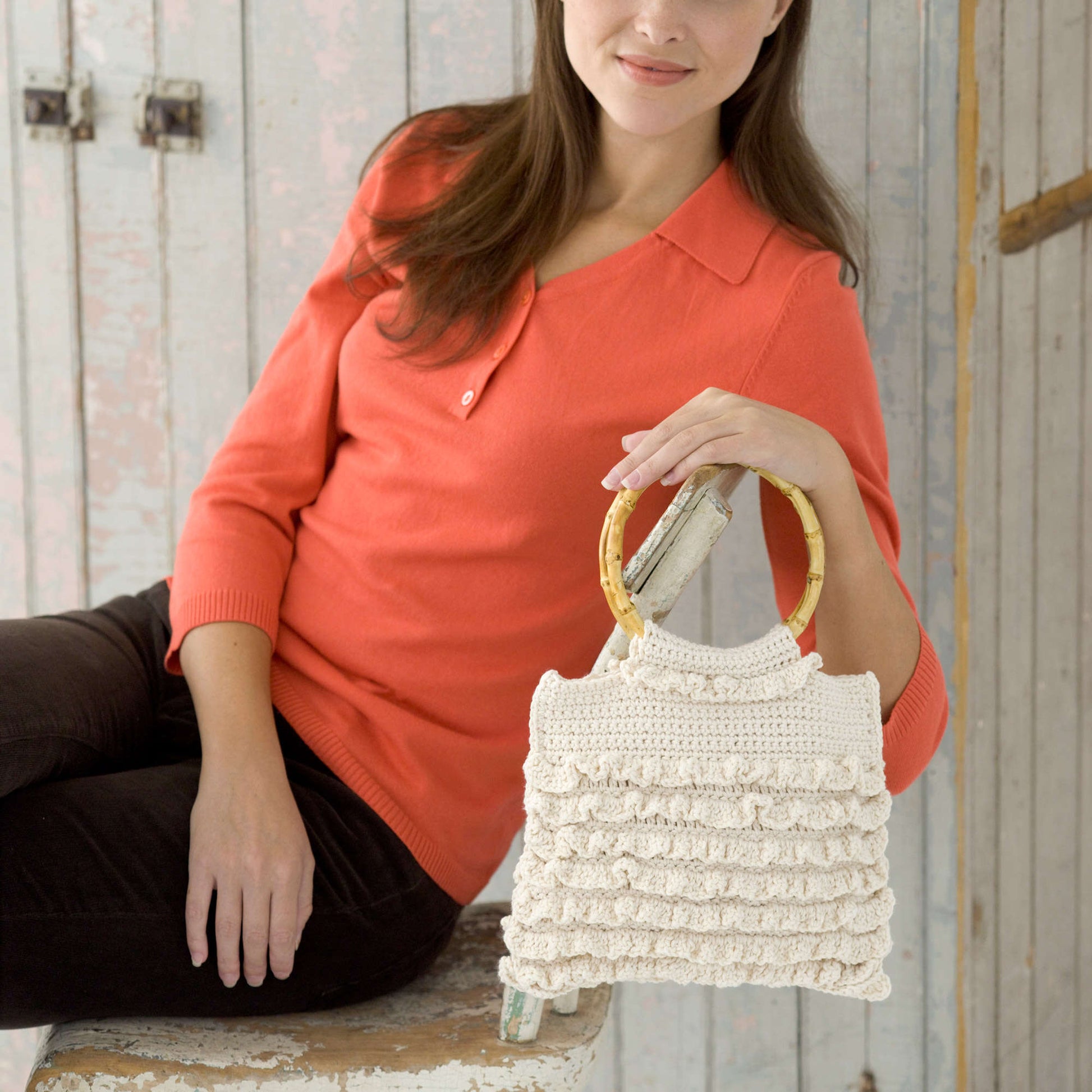 Free Easy Red Heart Ruffled Bag Crochet Pattern | Yarnspirations