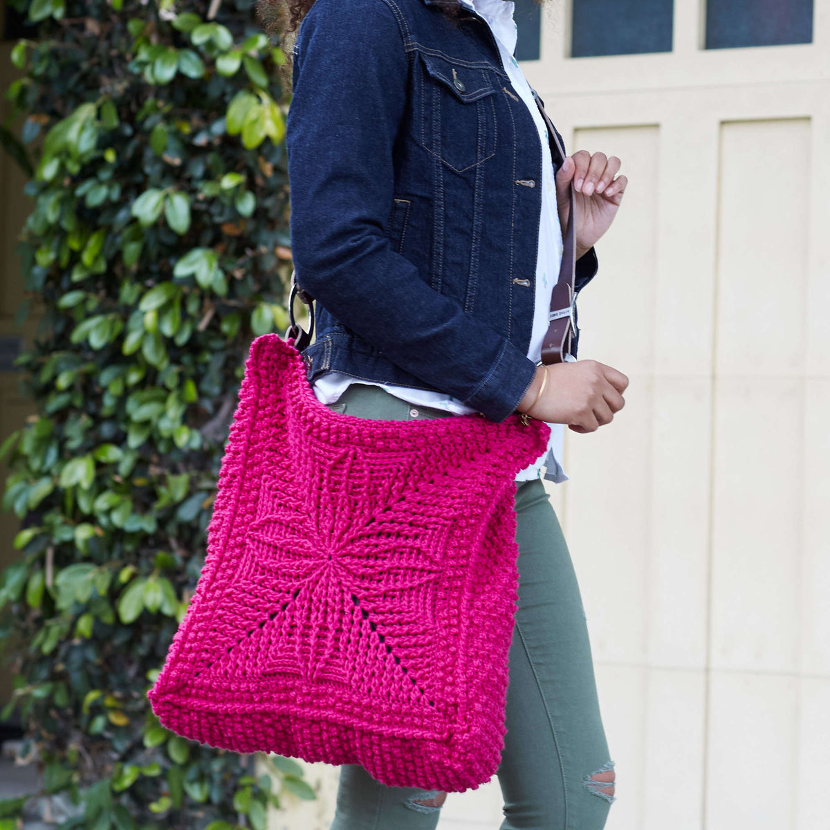 Crochet Bag made in Red Heart Chic Sheep Yarn
