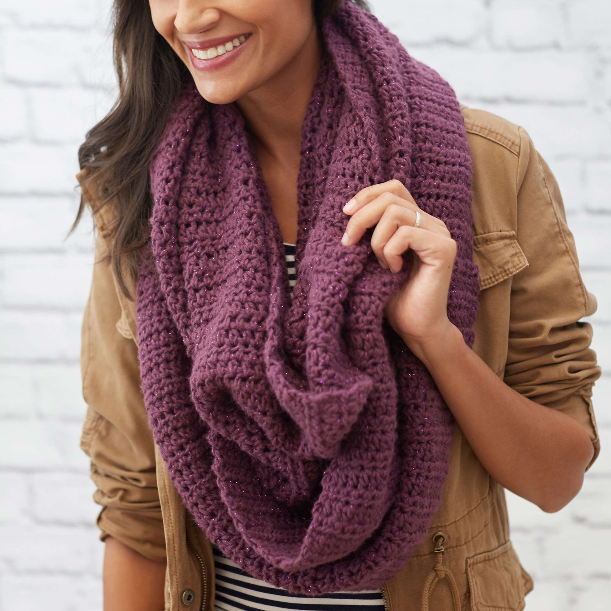 Free Red Heart Supersized Chic Cowl Pattern