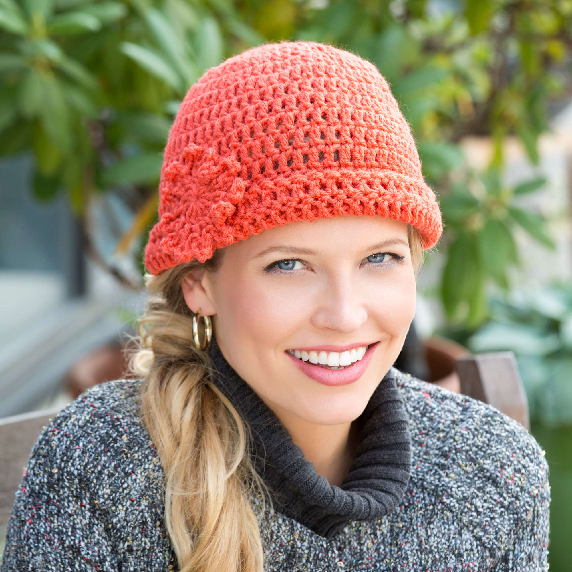 Free Easy Red Heart Judy's Hat Crochet Pattern | Yarnspirations
