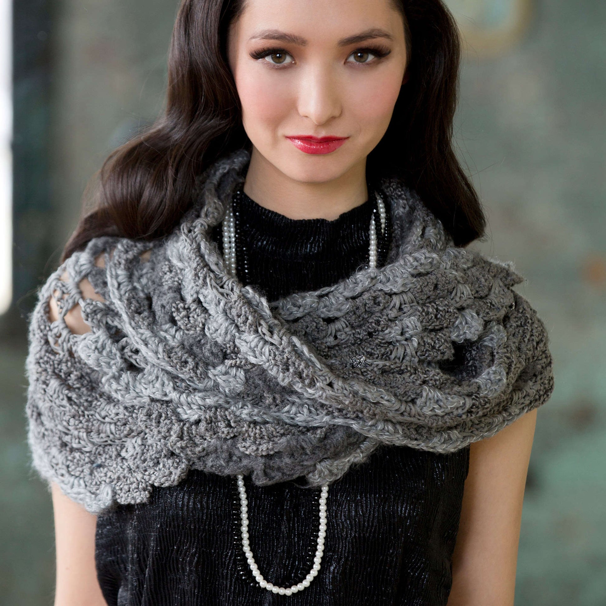 Free Red Heart Shades Of Grey Scarf Crochet Pattern