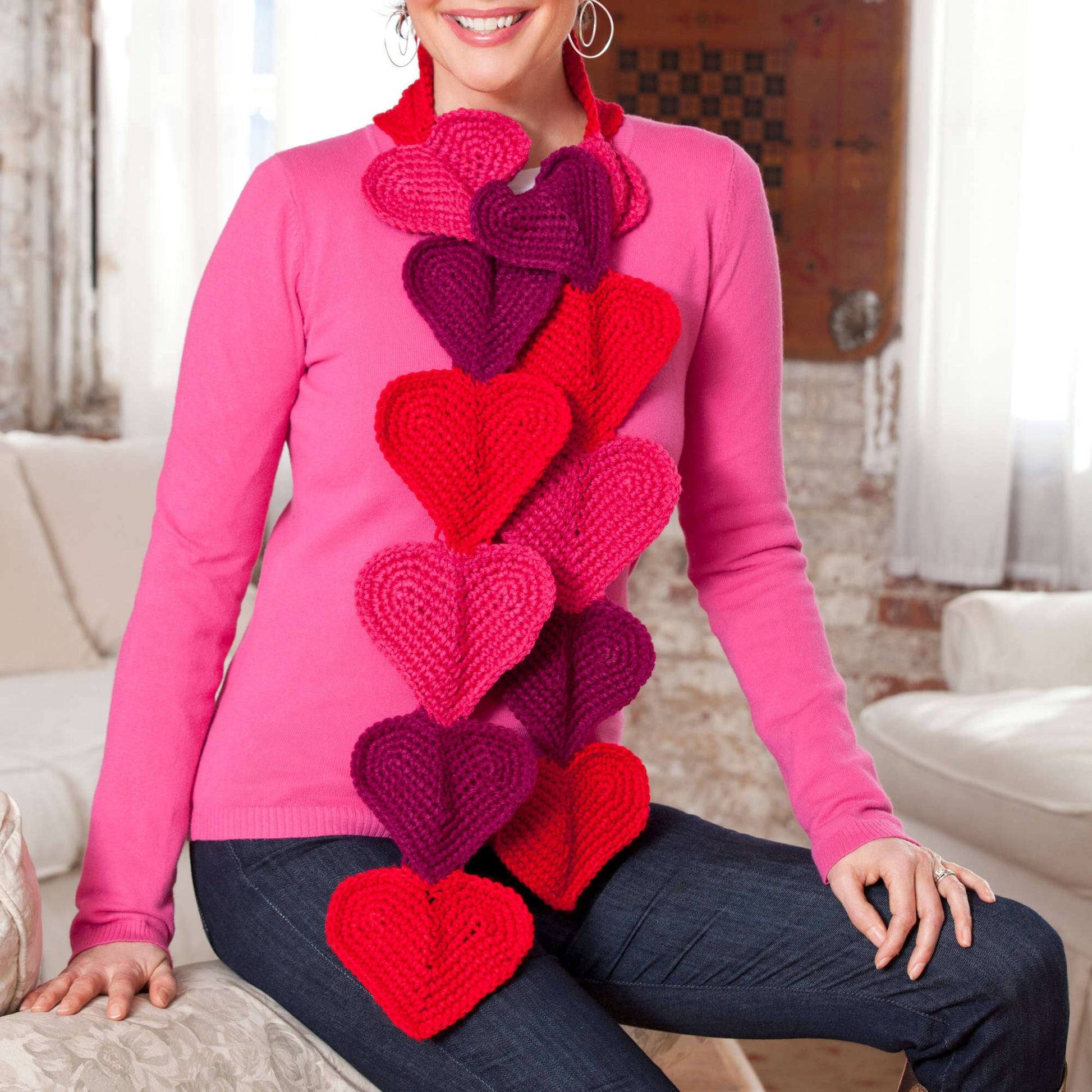 Free Red Heart Crochet Heart Splendor Scarf Pattern