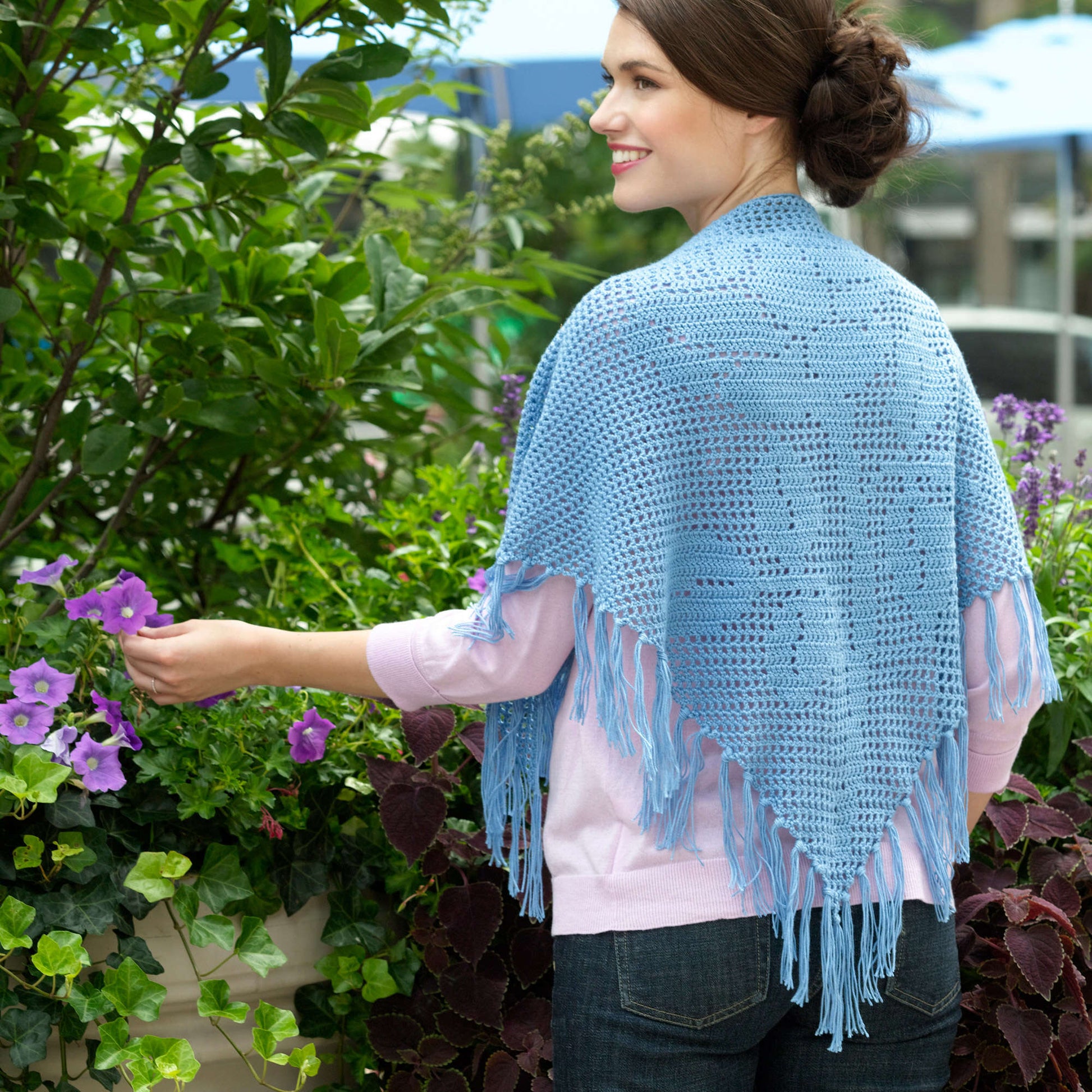 Free Red Heart Rose Filet Triangle Shawl Pattern