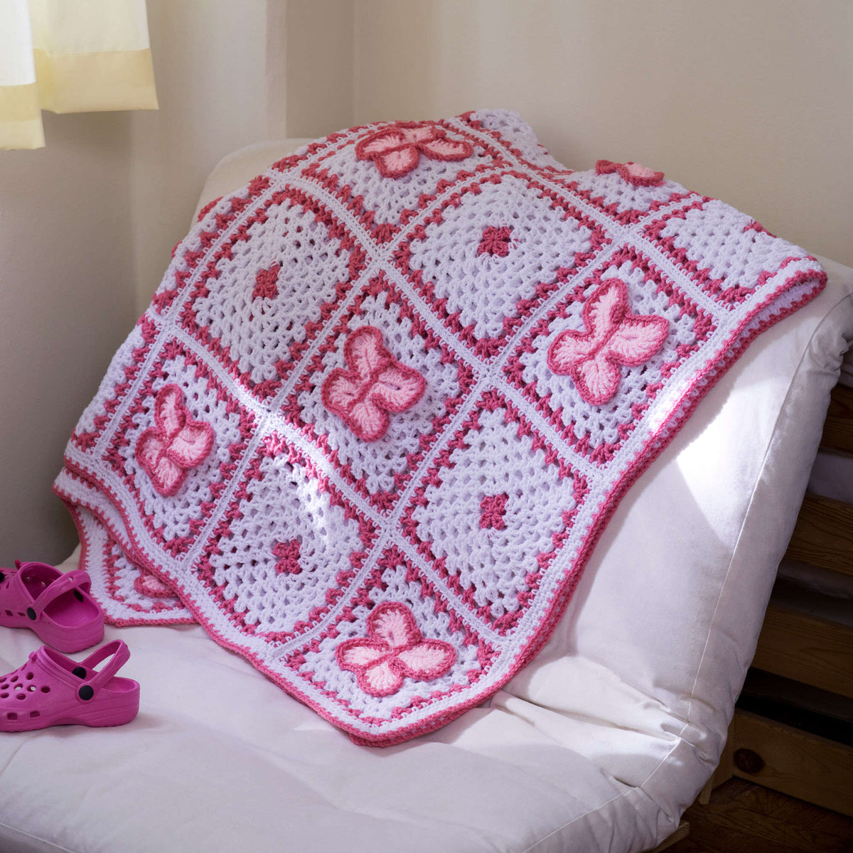 Crochet Throw made in Red Heart Super Saver Yarn