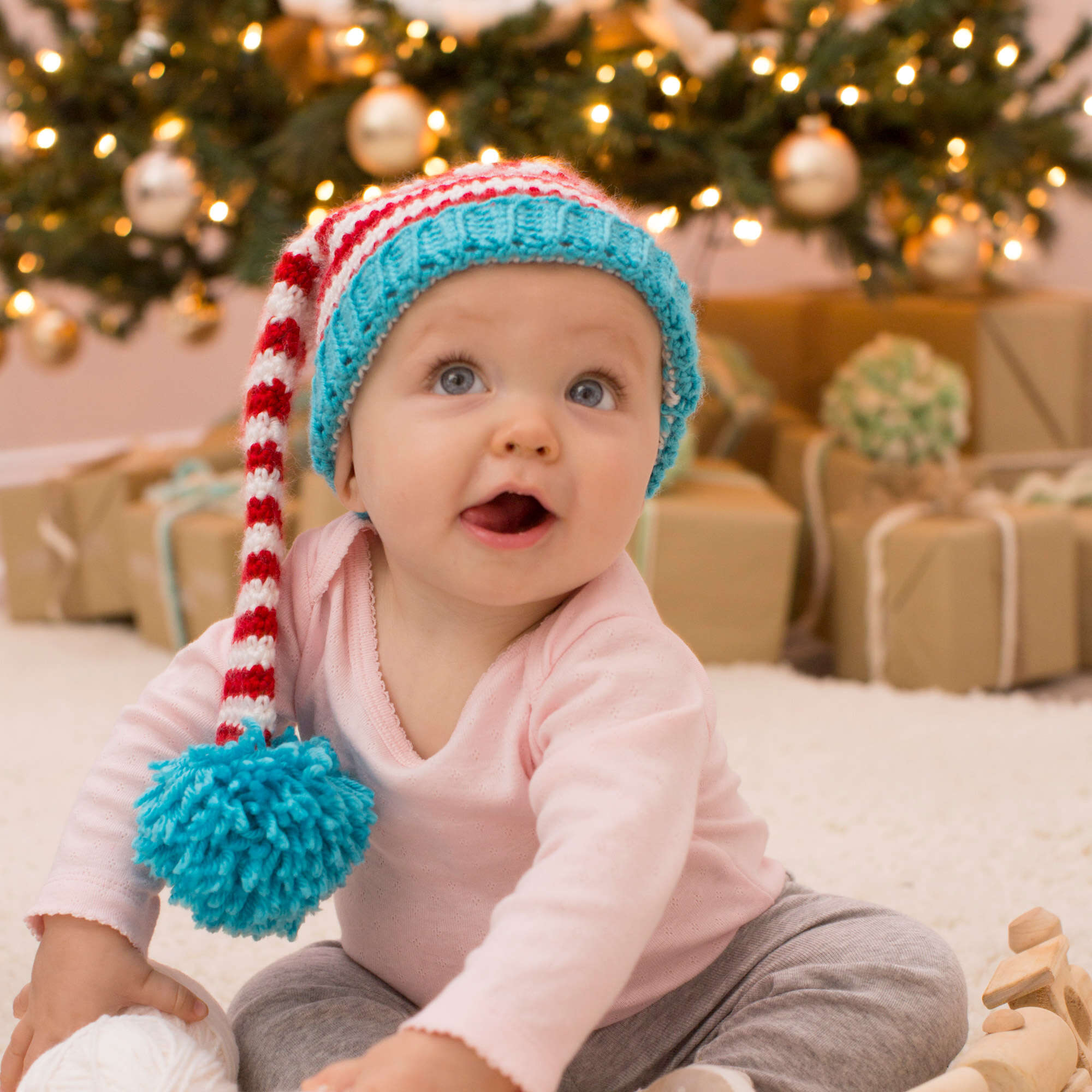 Red Heart Baby Elf Hat Crochet Pattern - Yarnspirations