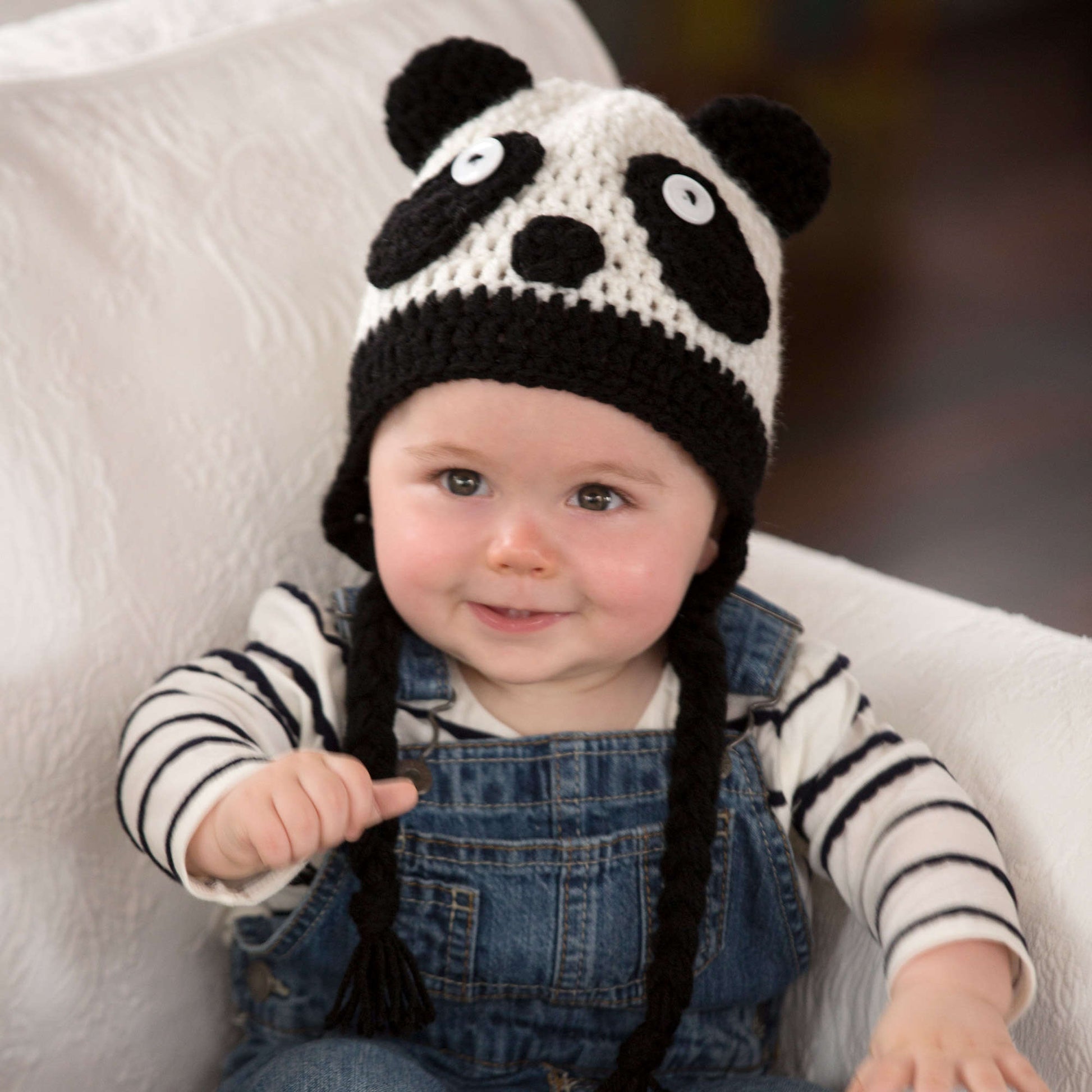 Free Red Heart Panda Baby Hat Crochet Pattern