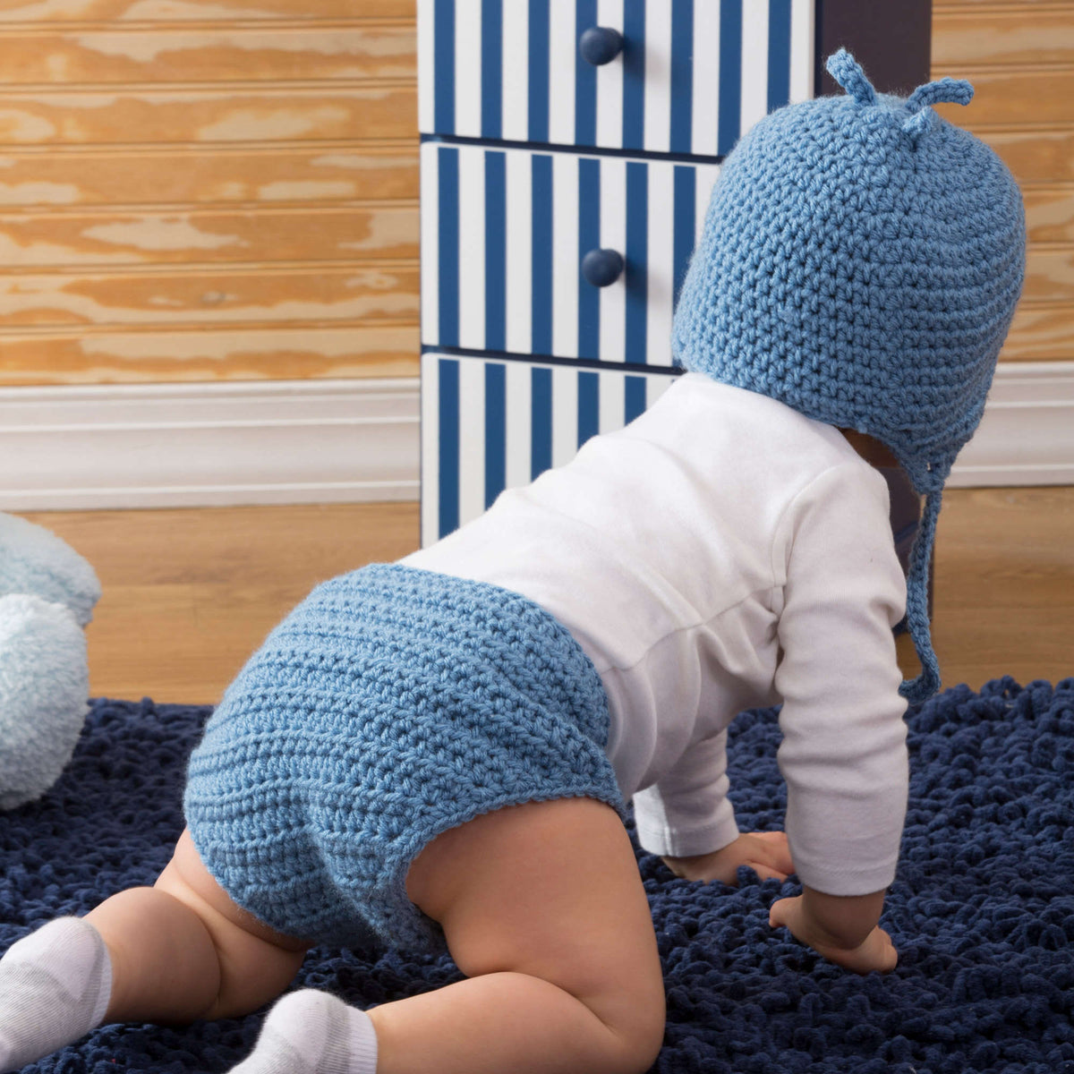 Crochet Baby Cover made in Red Heart With Love Yarn