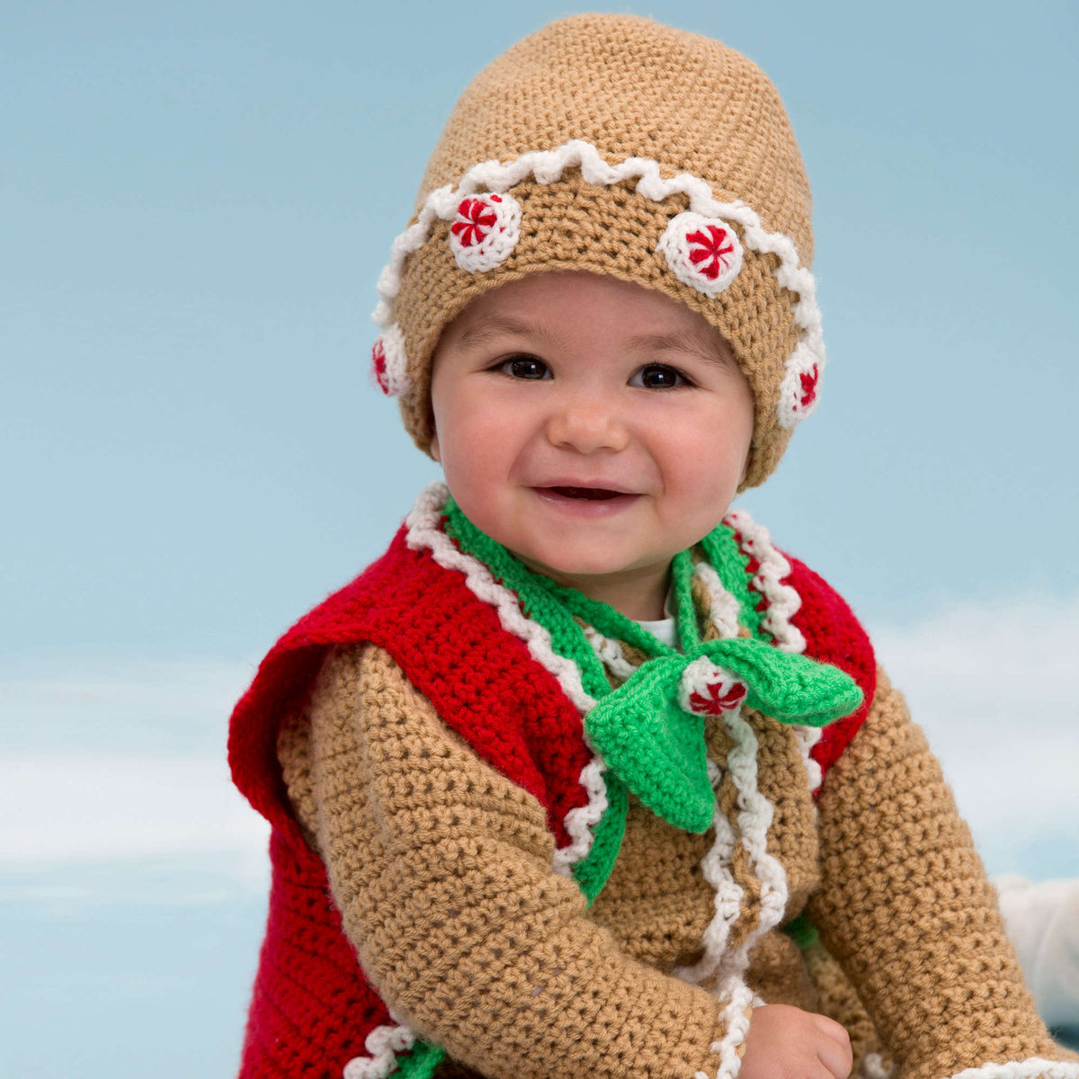 Crochet Set made in Red Heart Anne Geddes Baby Yarn