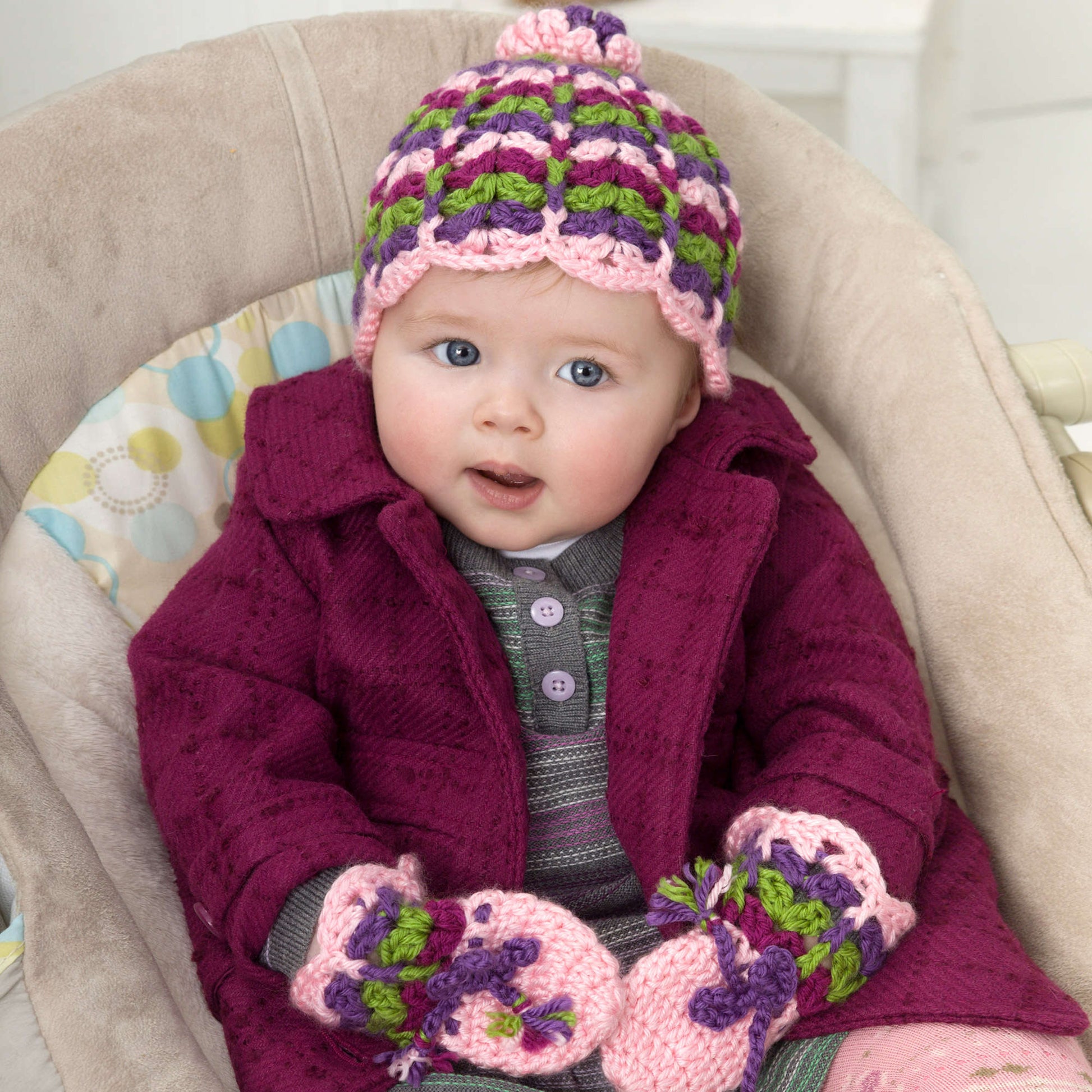 Free Red Heart Crochet Scalloped Baby Hat And Mittens Pattern