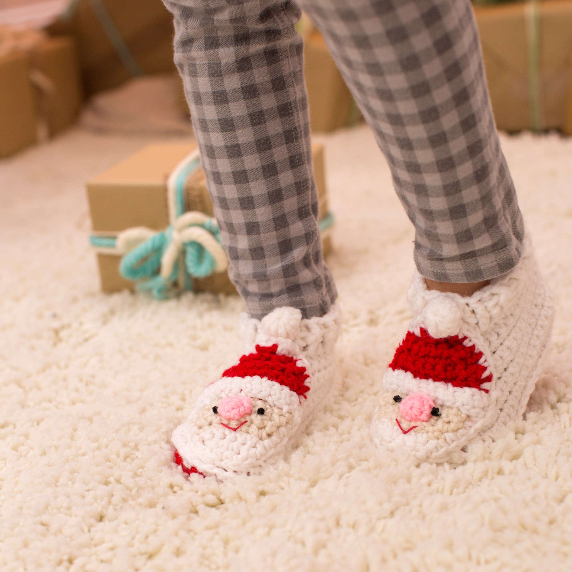 Free Red Heart Crochet Child's Santa Slippers Pattern