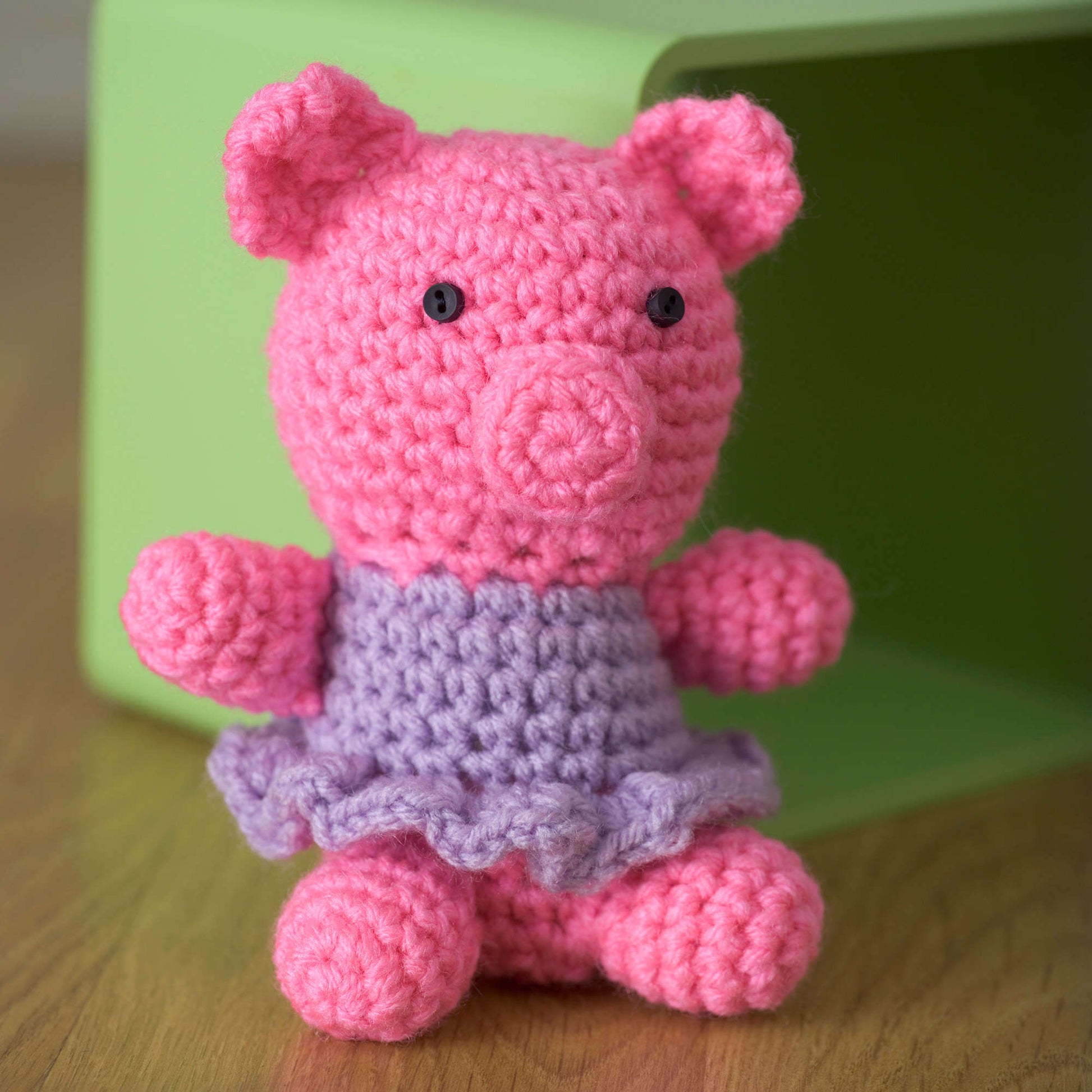 Free Red Heart Little Crochet Piggy Pattern