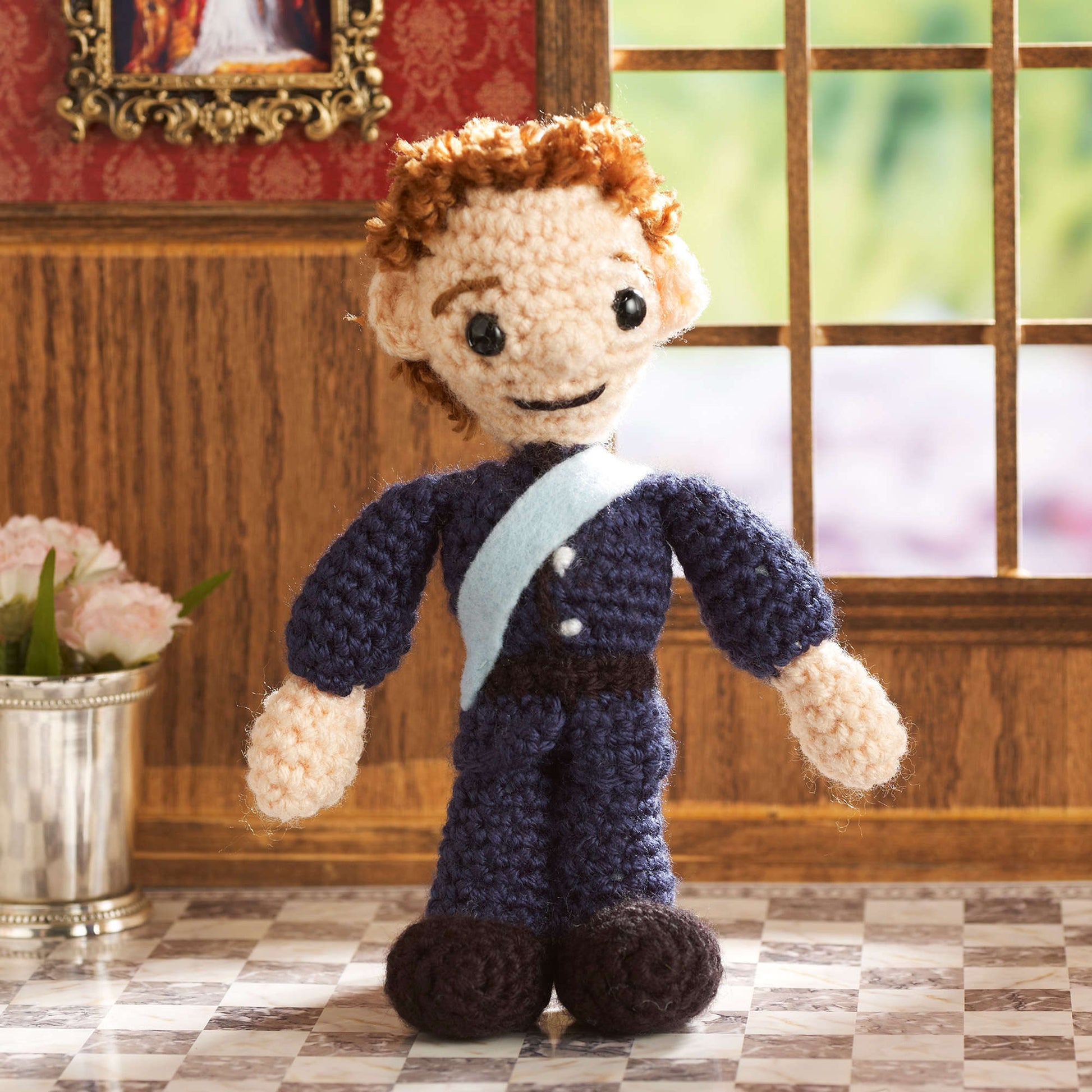 Free Red Heart Crochet The Royal Family Pattern