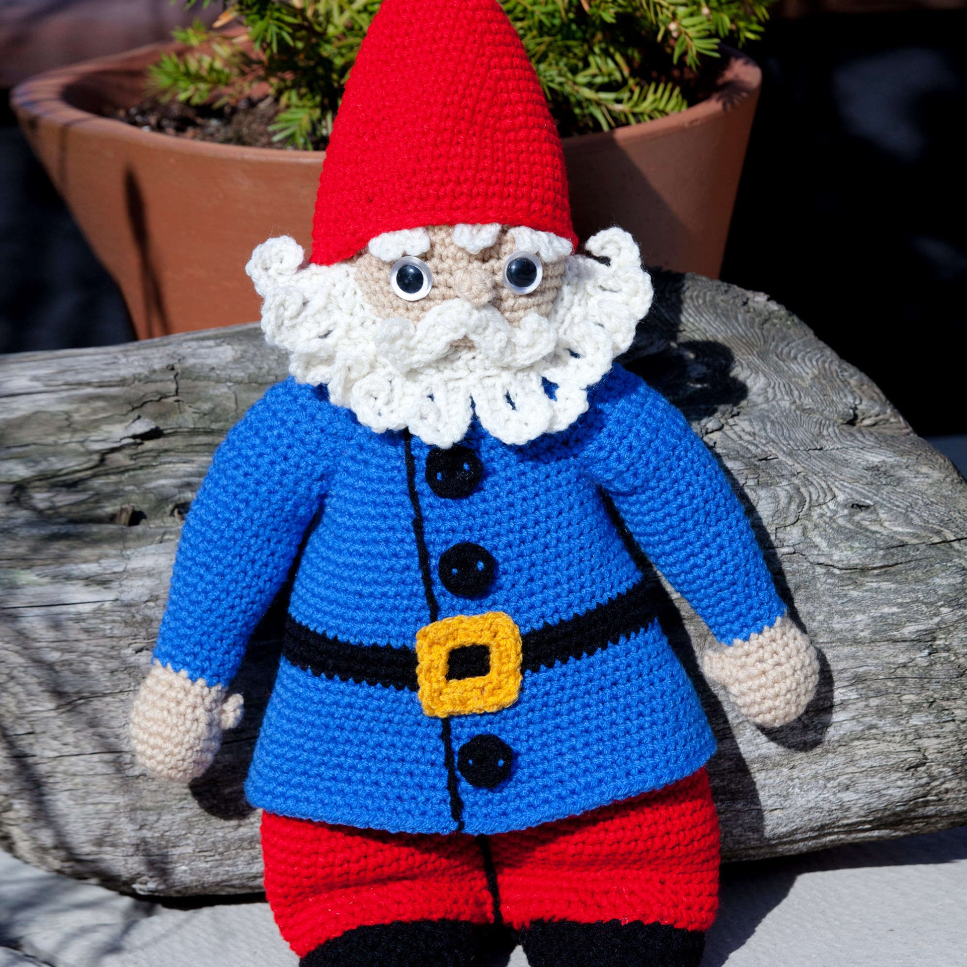 Free Red Heart Gnorbert The Gnome Crochet Pattern