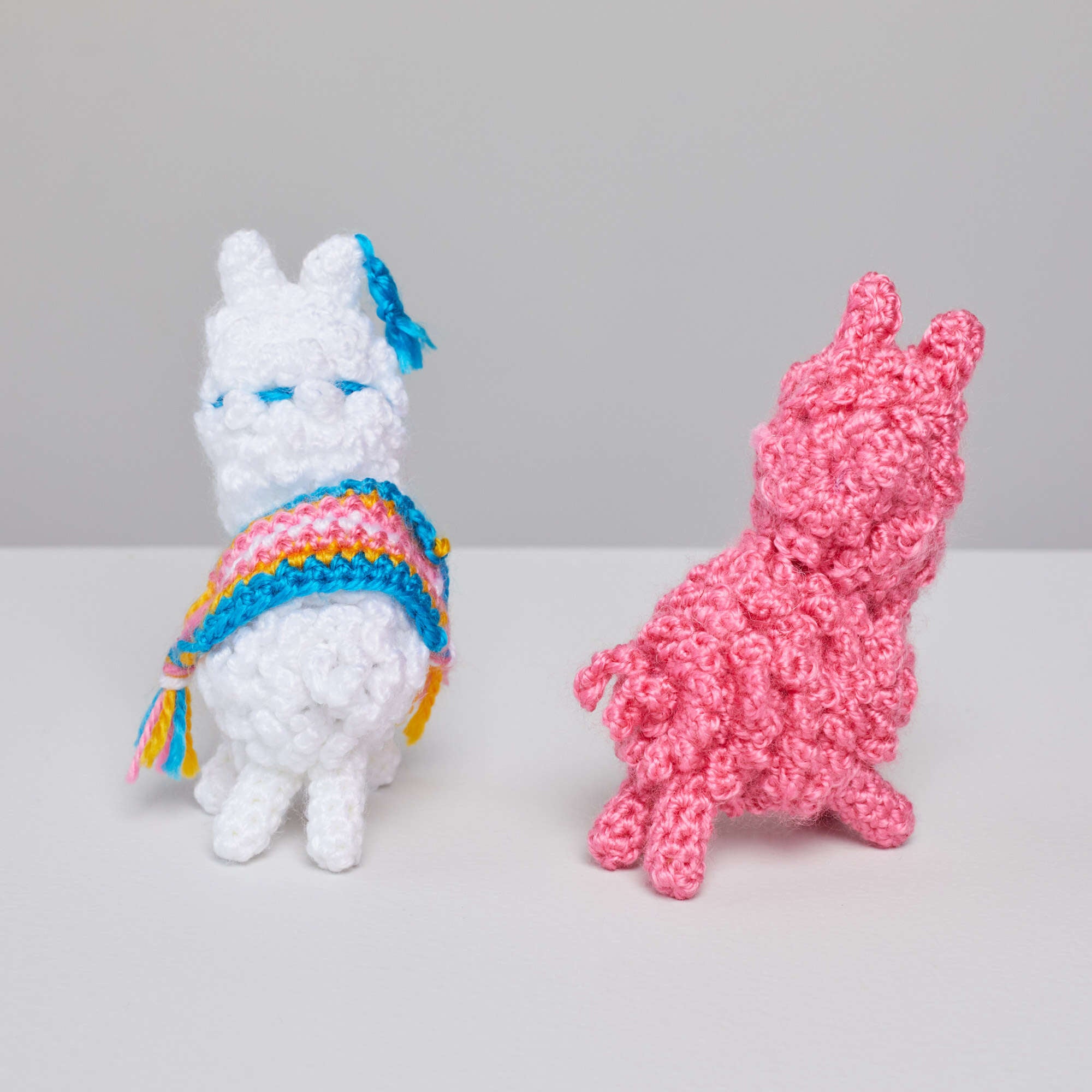 Free Easy Red Heart Larry & Linda Llama Crochet Pattern