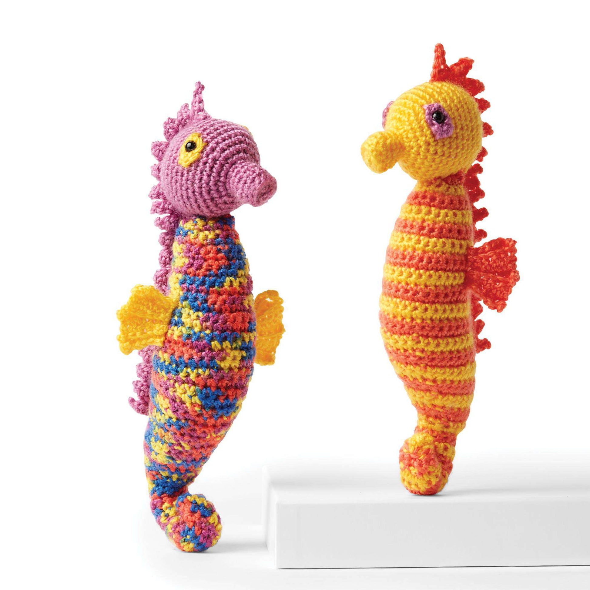 Free Red Heart Dancing Seahorses Crochet Pattern