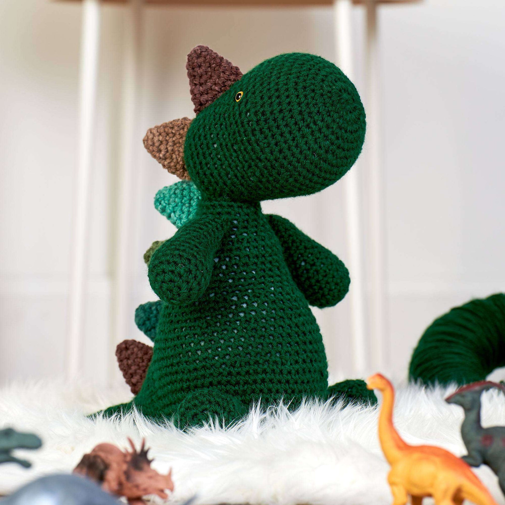 Free Red Heart Squish-a-Sauras Crochet Dino Toy Pattern
