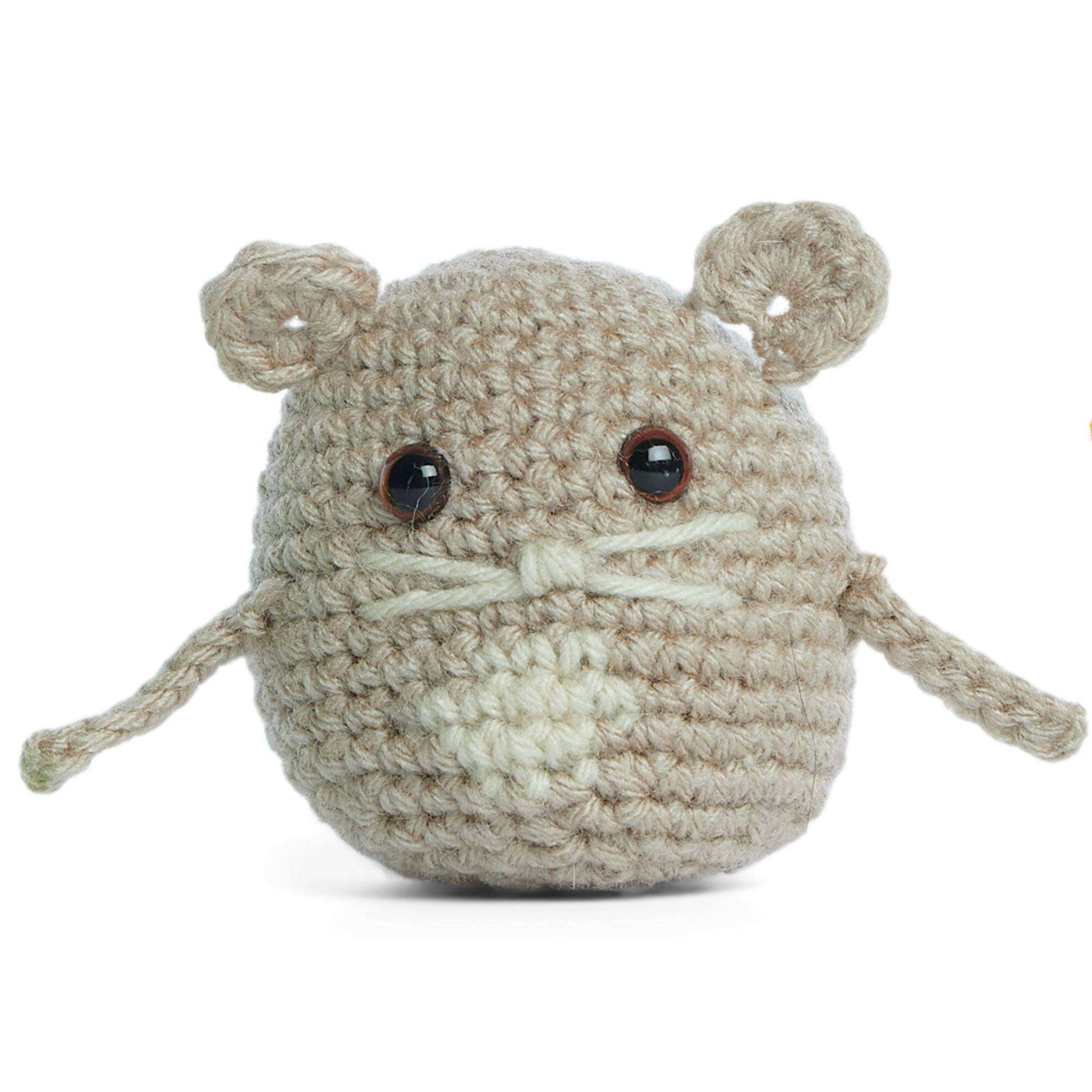 Free Red Heart Crochet Cartoon Mouse Toy Pattern
