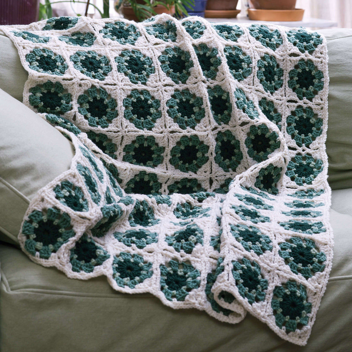 Crochet Throw made in Red Heart Super Saver Yarn