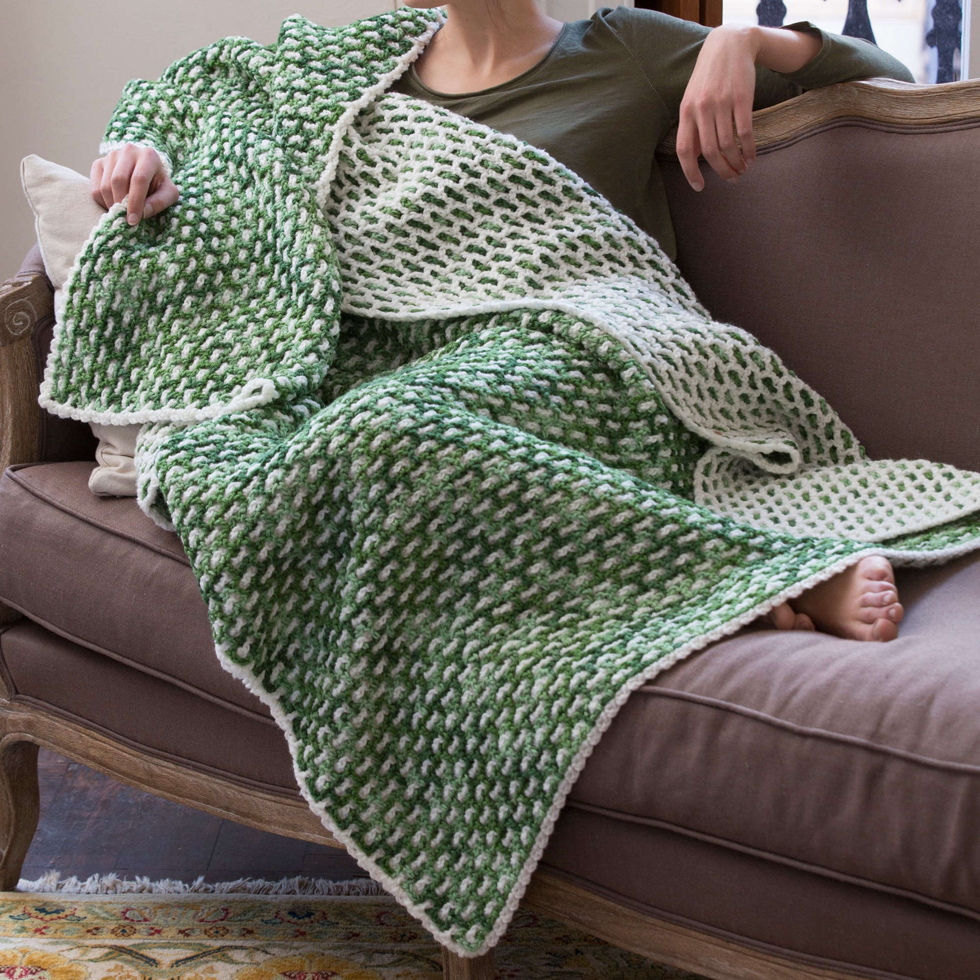 Free Red Heart Top o' the Mornin' Throw Pattern
