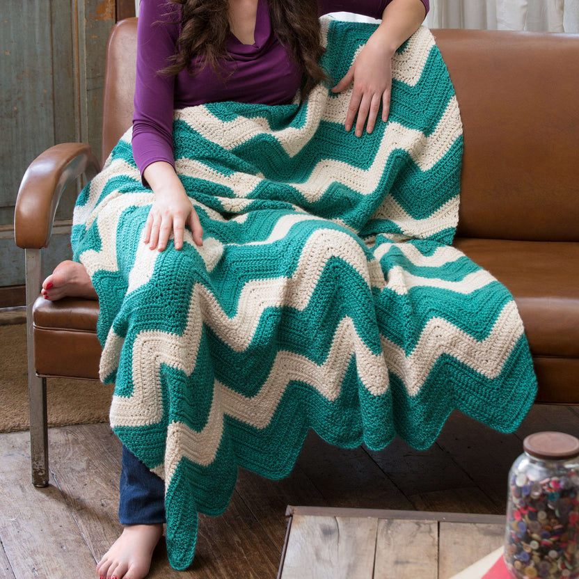 Free Easy Red Heart Chic Chevron Throw Crochet Pattern | Yarnspirations