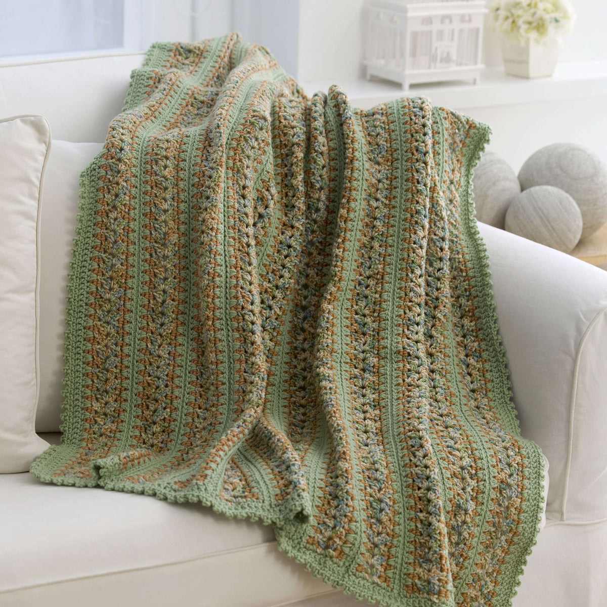 Crochet HomeThrow made in Red Heart Super Saver Yarn