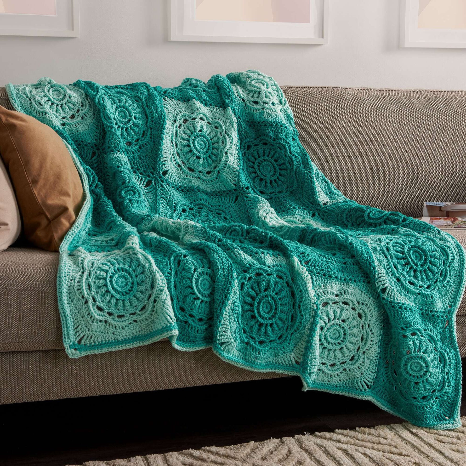 Free Red Heart Crochet Floral Beauty Throw Pattern