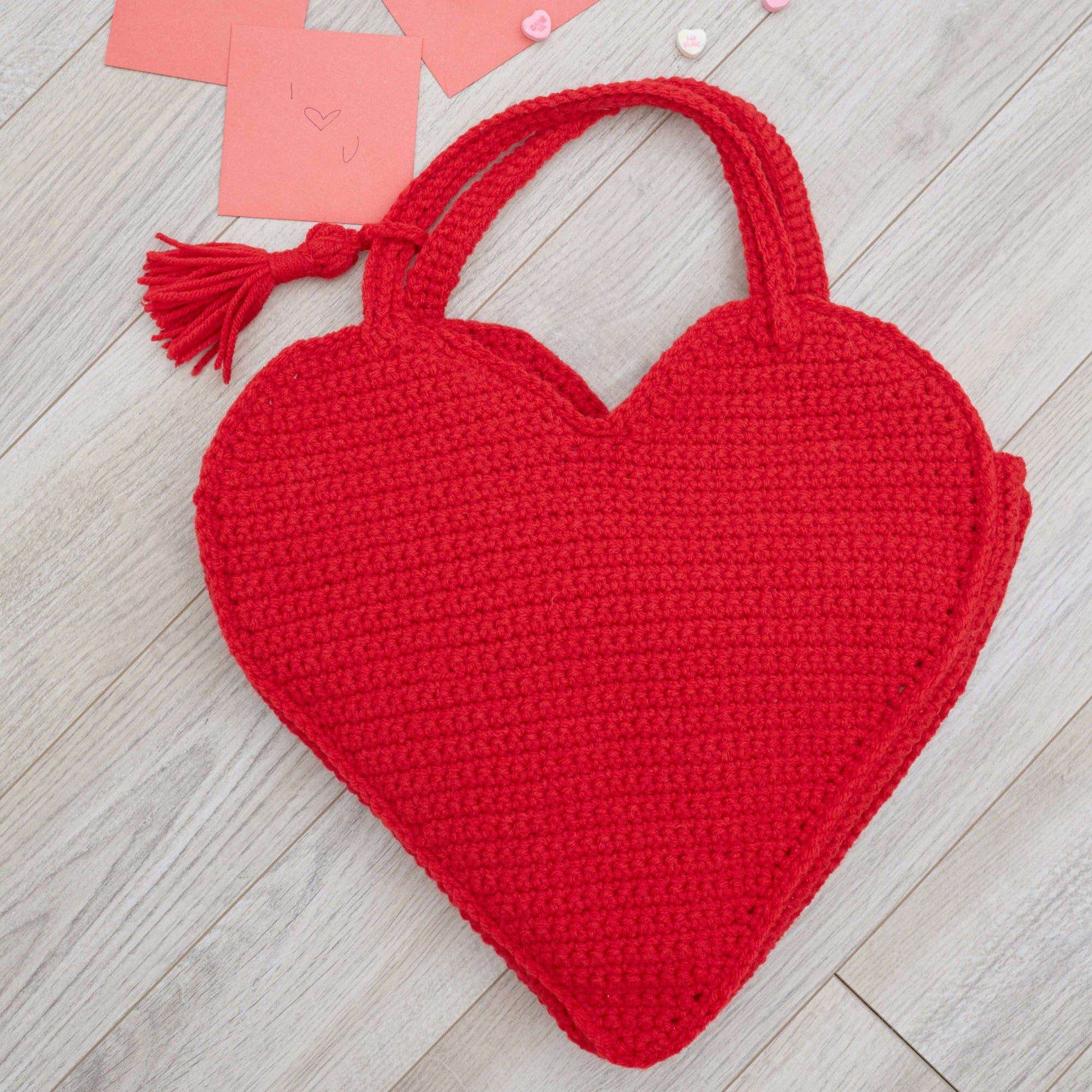 Free Red Heart Crochet Heart Tote Bag Pattern