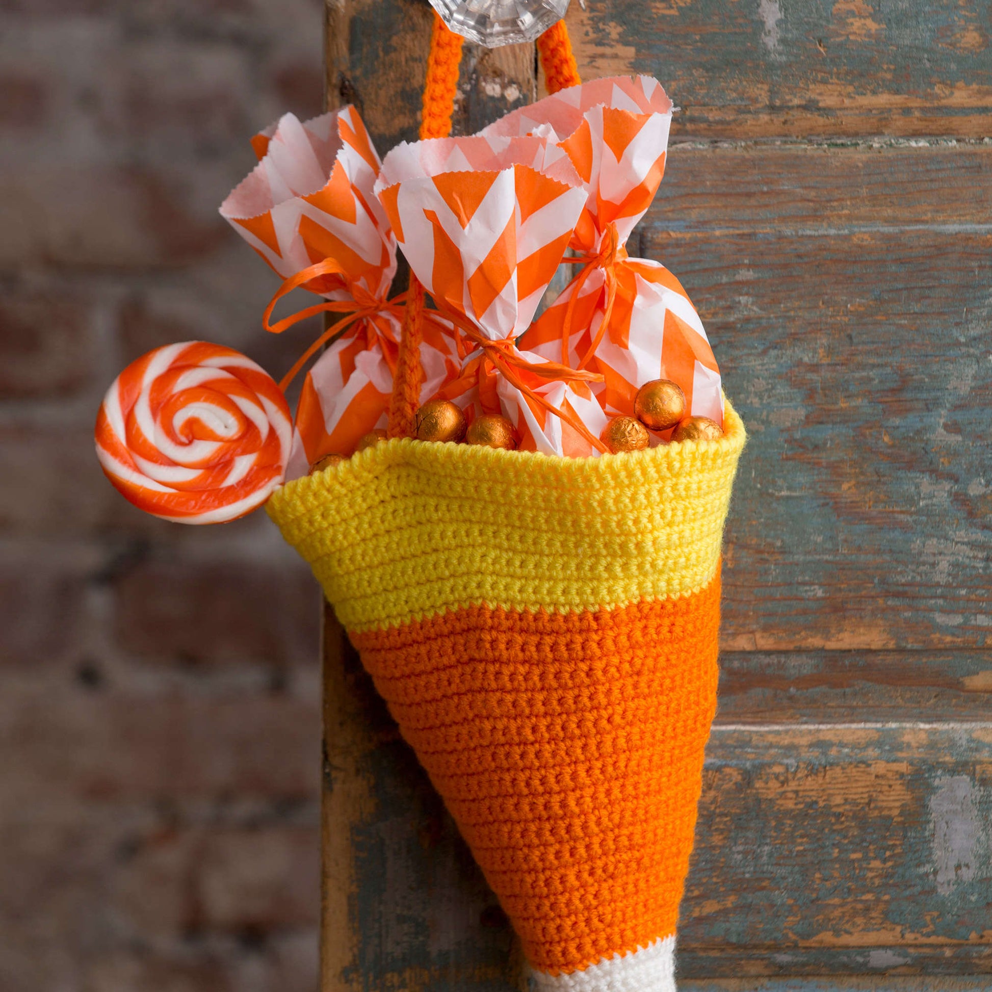 Free Red Heart Candy Corn Bag Crochet Pattern