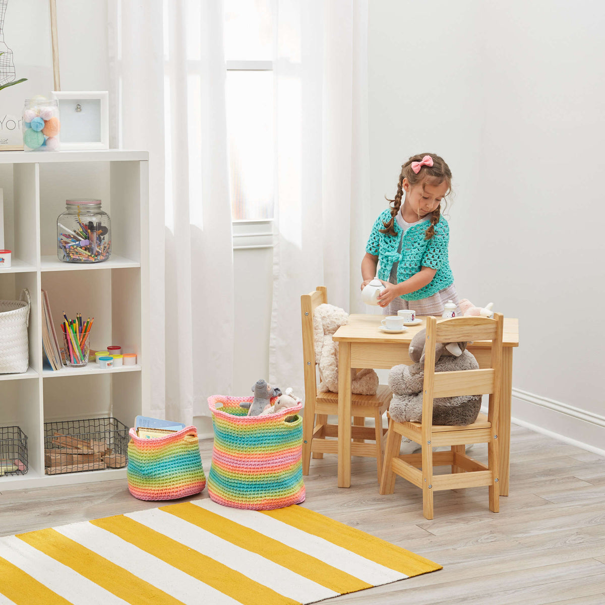 Crochet Basket made in Red Heart Super Saver Yarn