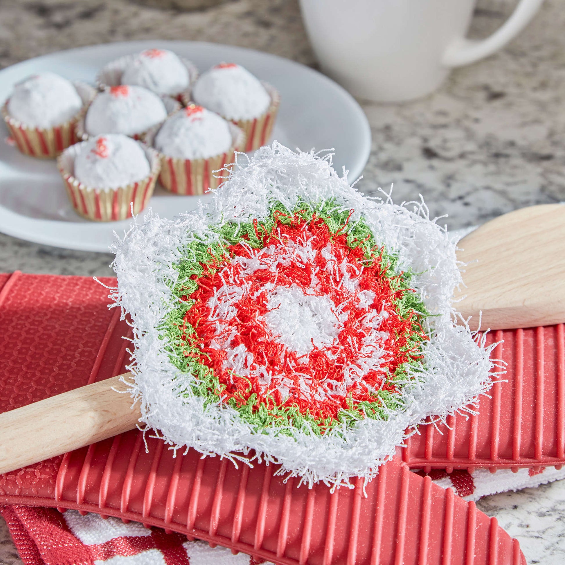 Free Red Heart Crochet Holiday Star Scrubby Pattern