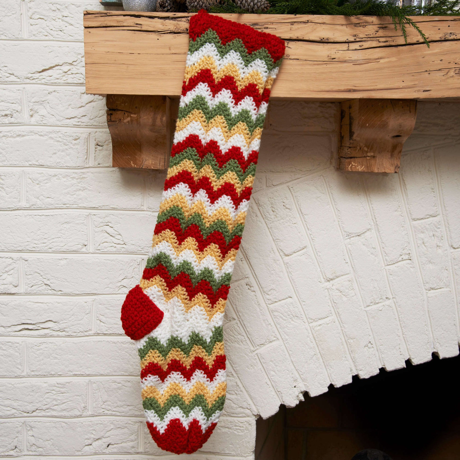 Free Red Heart Zig-Zag Stocking Crochet Pattern