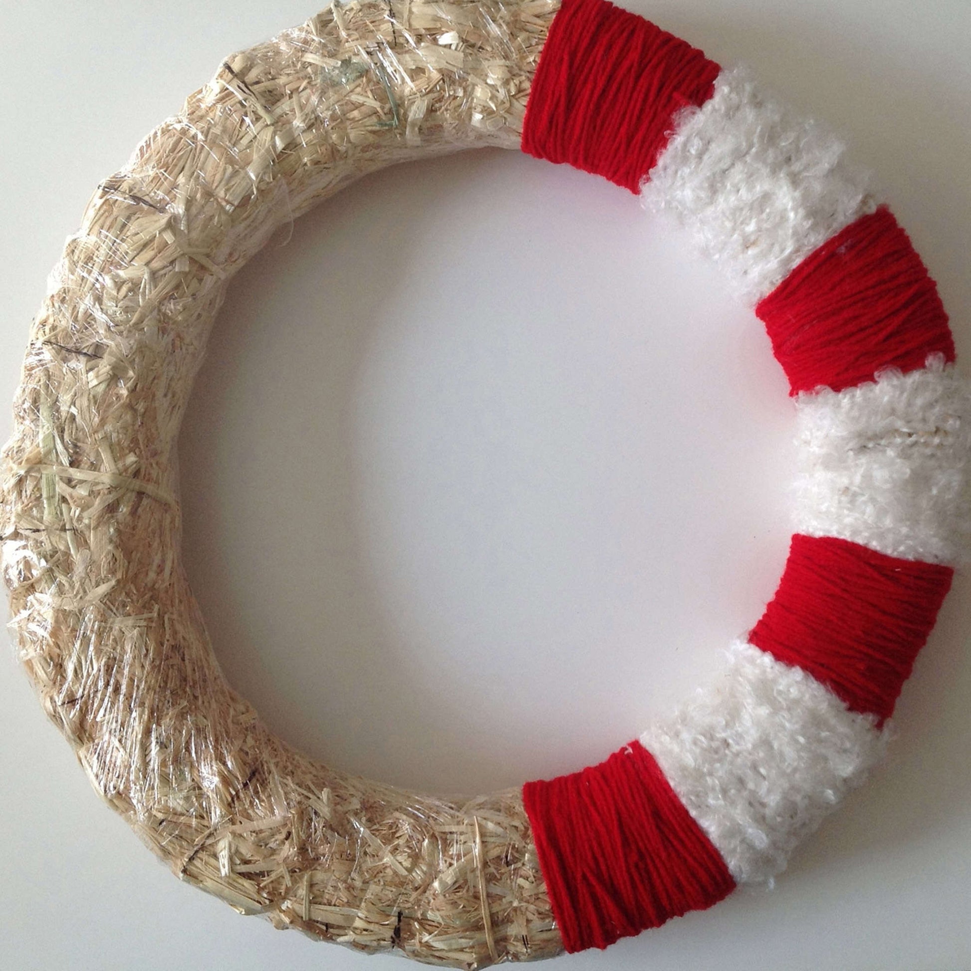 Free Red Heart Stars & Stripes Wreath Crochet Pattern