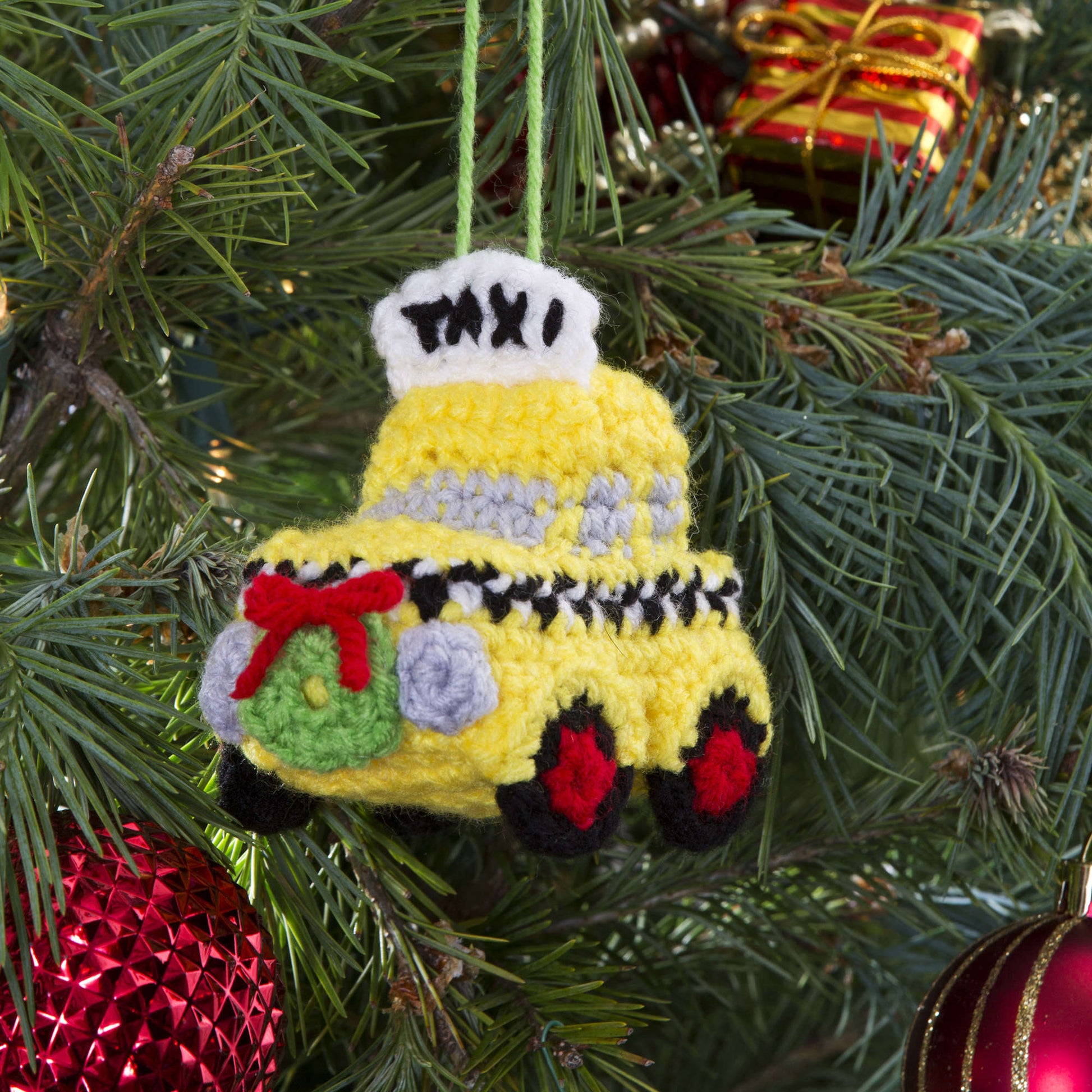 Free Red Heart Nyc Cab Ornament Crochet Pattern