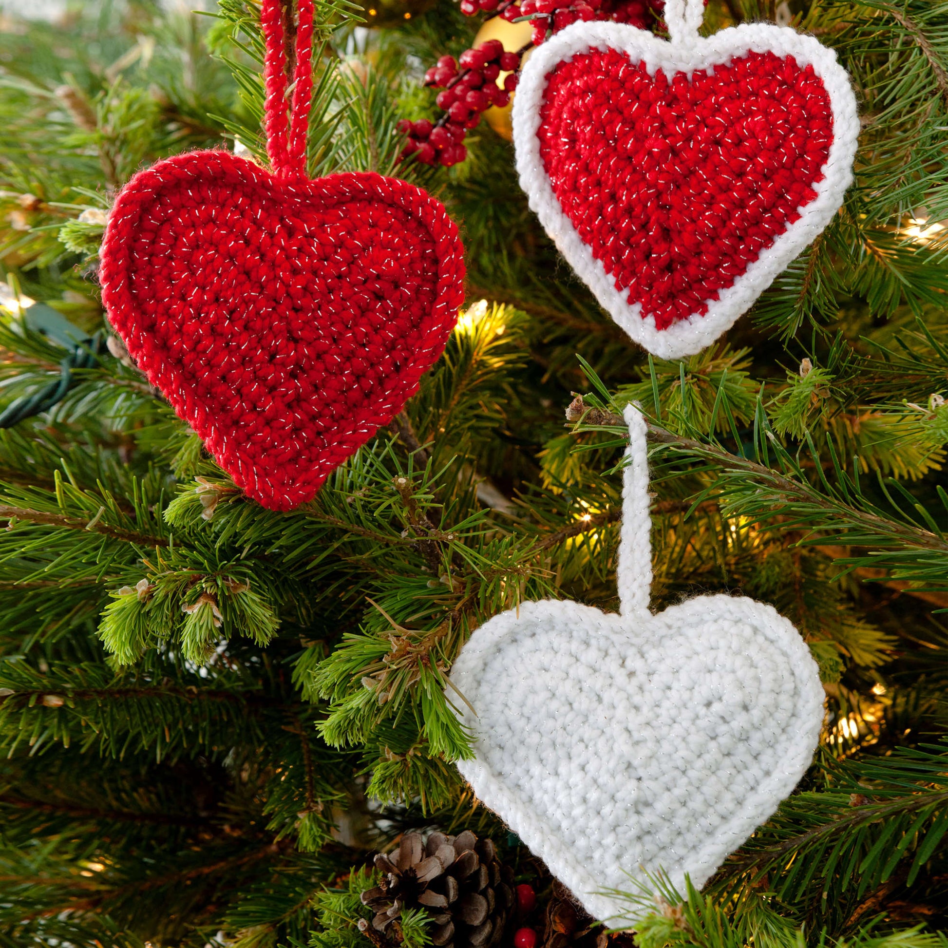 Free Red Heart Christmas Love Hearts Ornaments Crochet Pattern