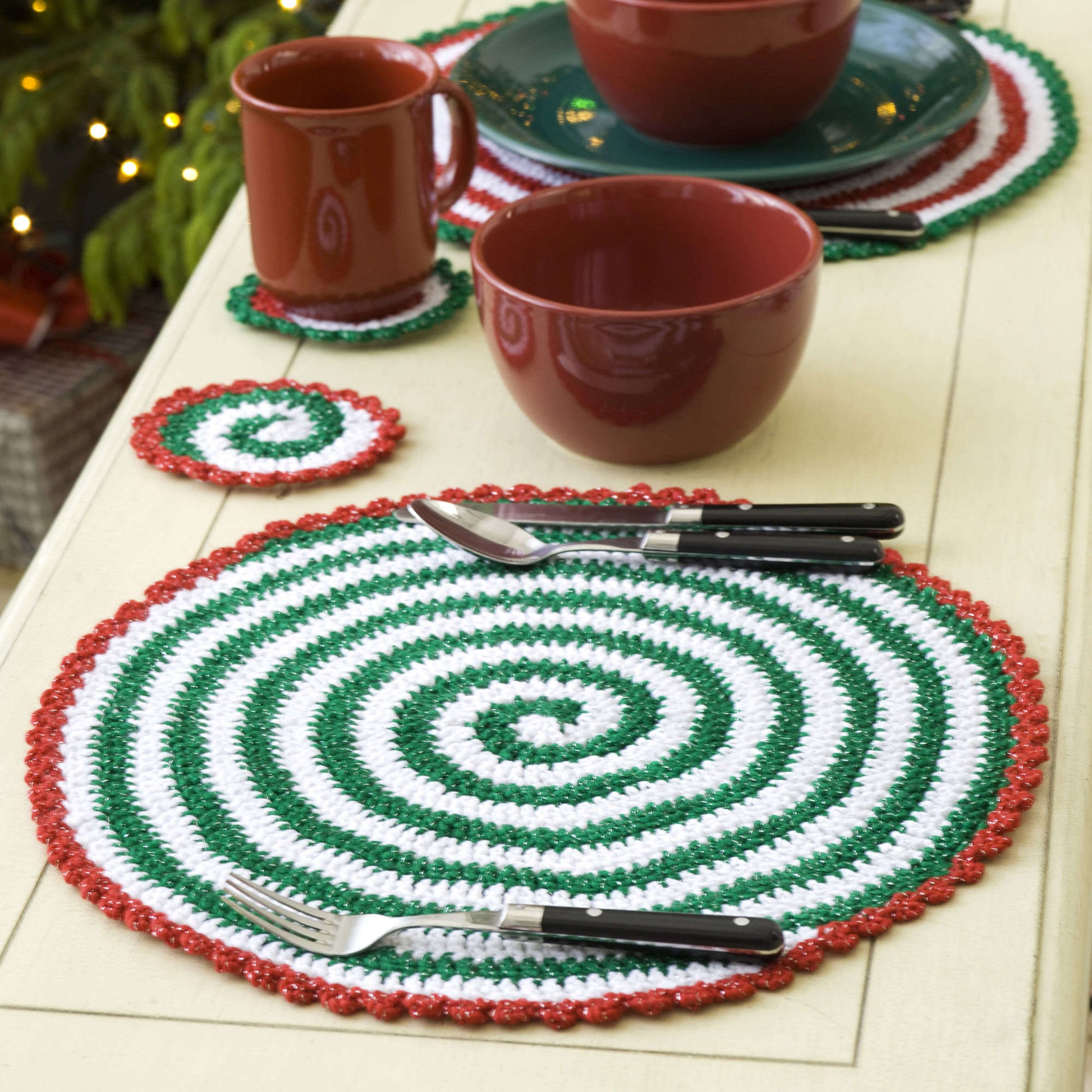 Free Red Heart Crochet Pinwheels For Table & Tree Pattern