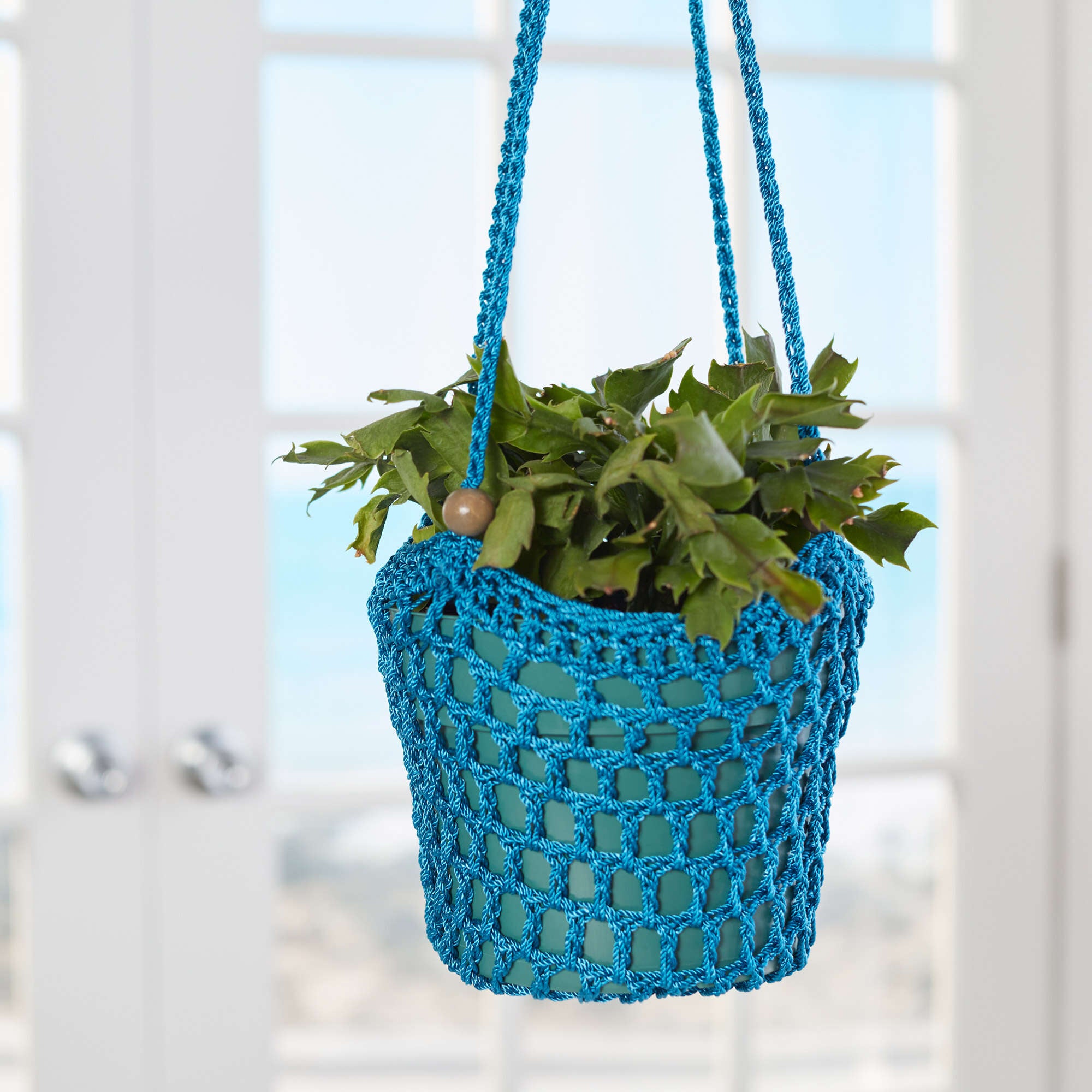 hanging basket rope plant hanger Free Easy Red Heart Blooming Beauty Plant Hanger Crochet Pattern
